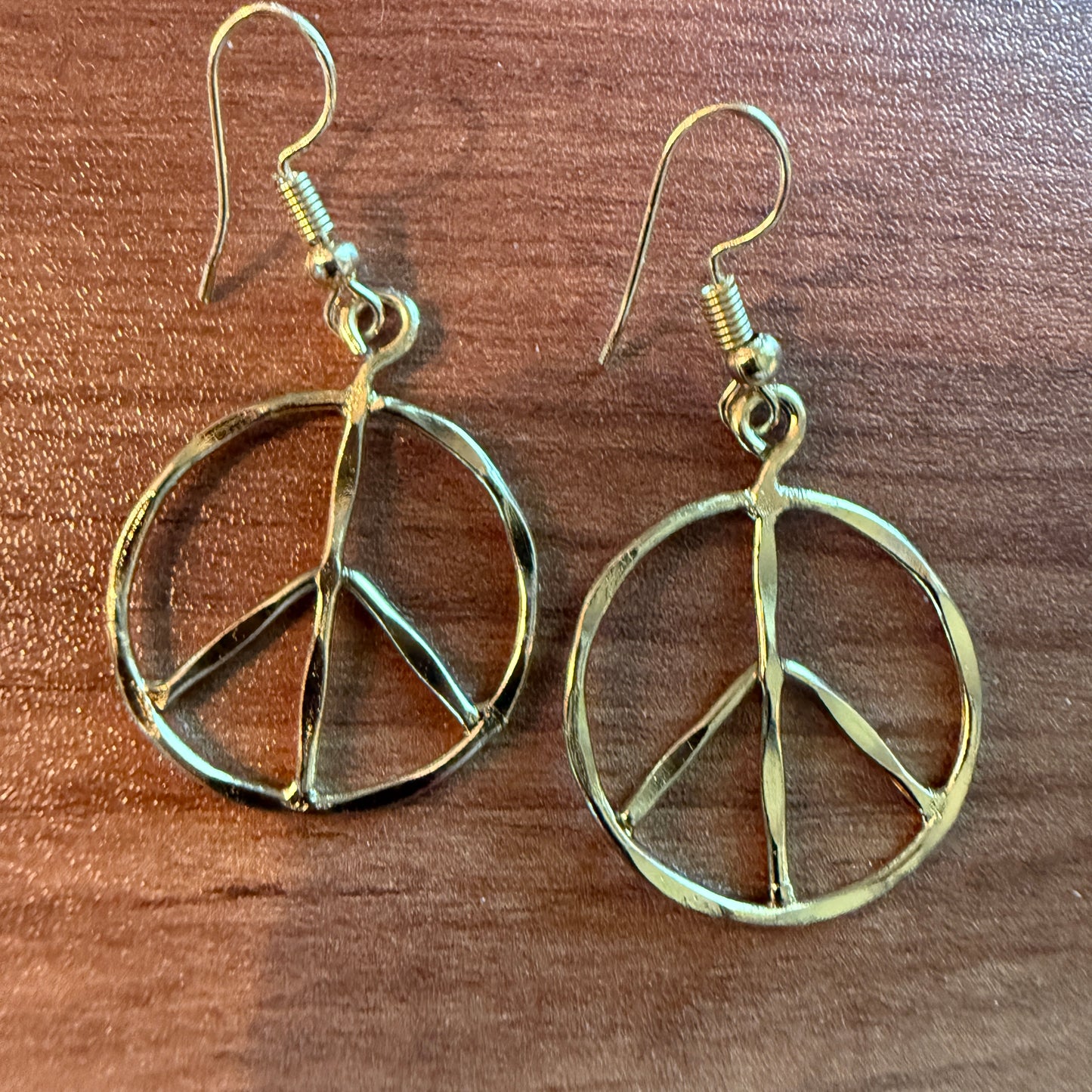 Handcrafted Hippie Gold Plated Peace Sign Wire Drop Earrings Silver Elegant