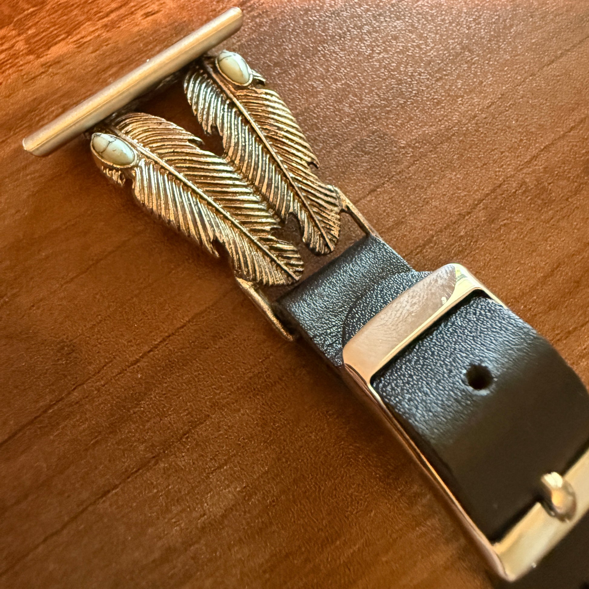 Handcrafted Navajo Style Apple Watch Band Turquoise Feather Leather Silver Elegant