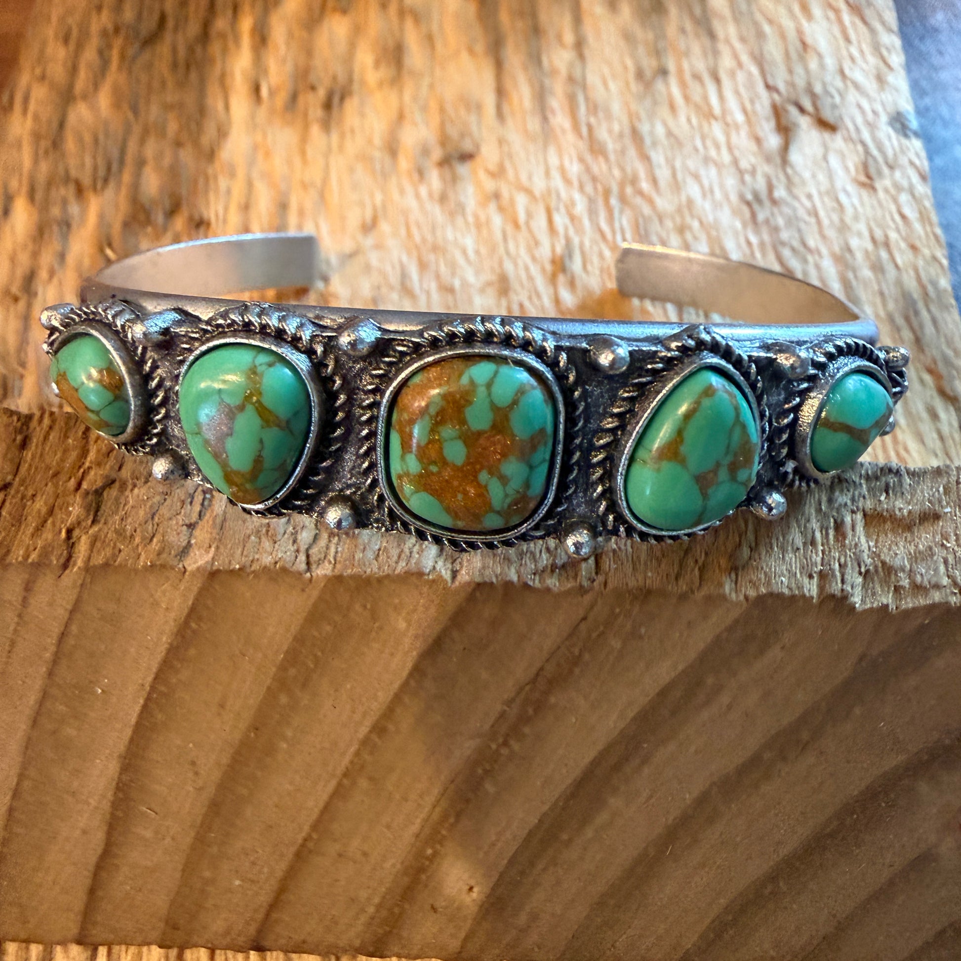 Navajo Style Green Turquoise Stone Silver Metal Bangle Bracelet Silver Elegant