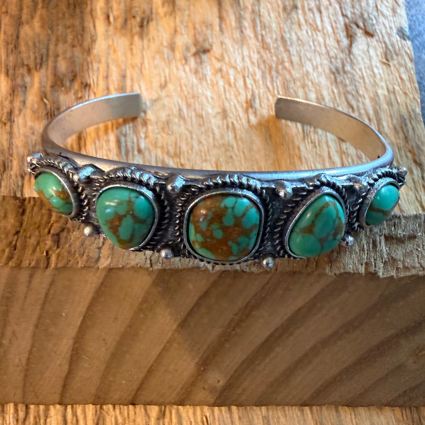 Navajo Style Green Turquoise Stone Silver Metal Bangle Bracelet Silver Elegant