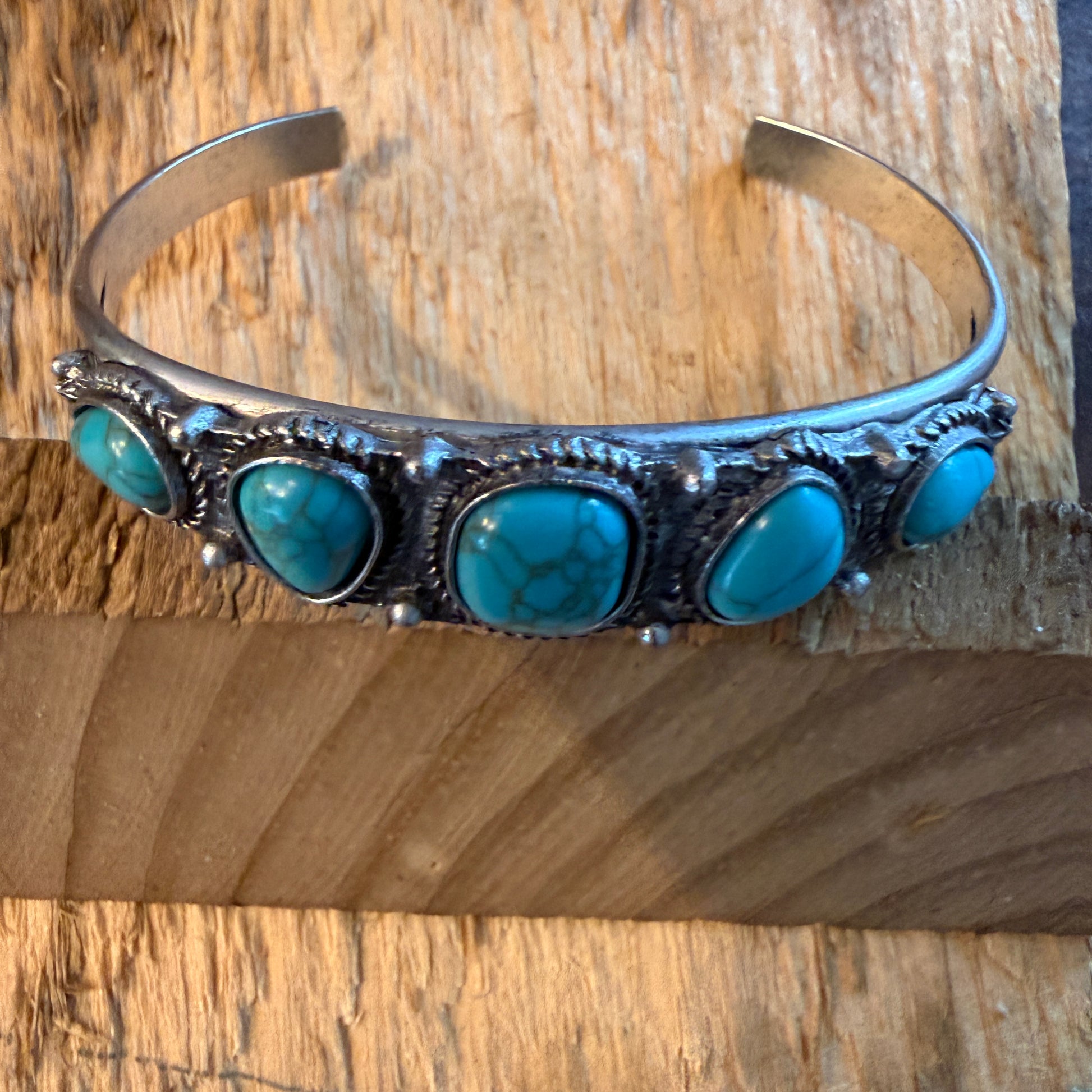 Navajo Style Silver Metal Bangle With Blue Turquoise Stone Silver Elegant
