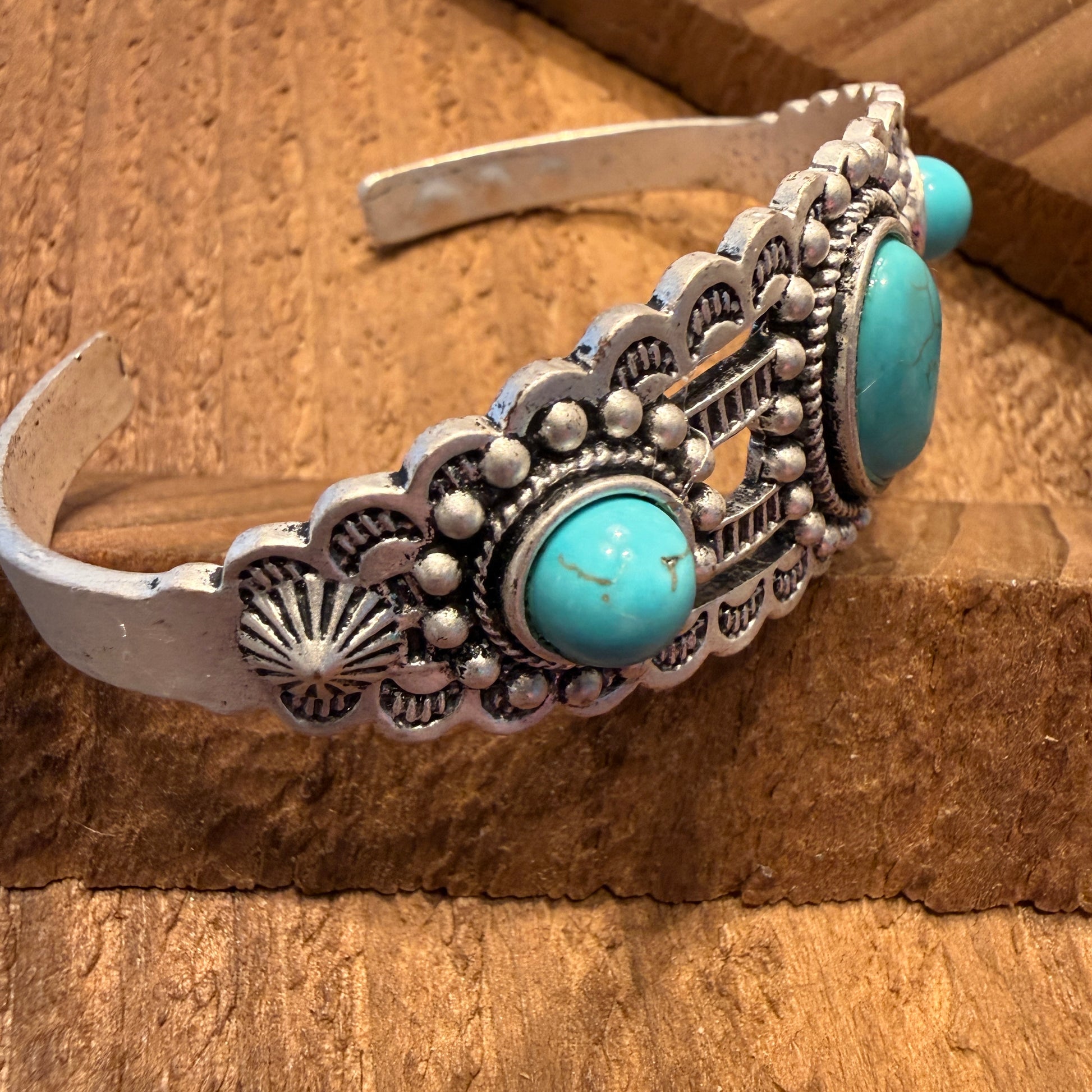 Navajo Style Turquoise Stone Laced Mixed Metals Cuff Bracelet Silver Elegant