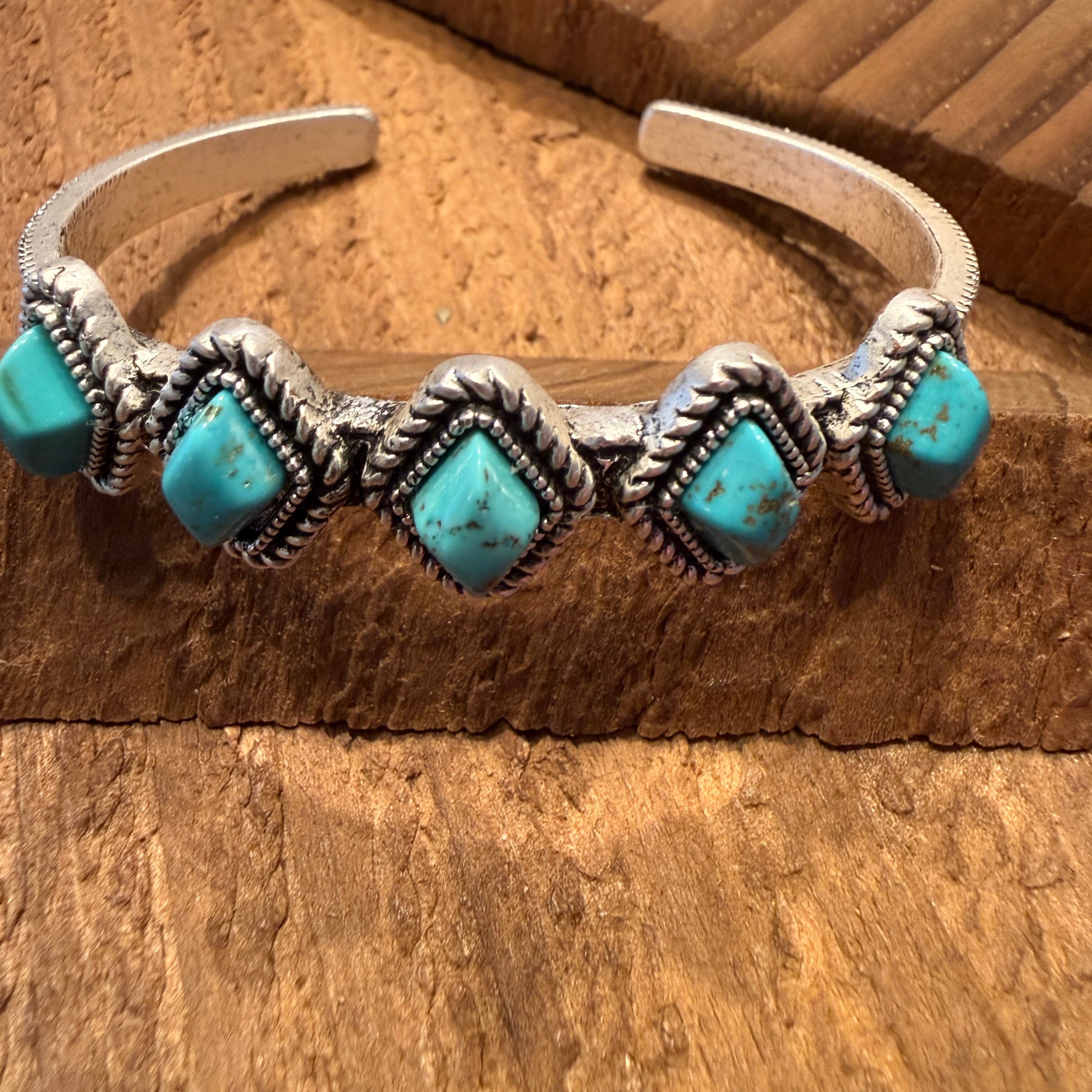 Navajo Style Turquoise Natural Stone Cuff Bracelet Mixed Metals Bangle Wild West Boho
