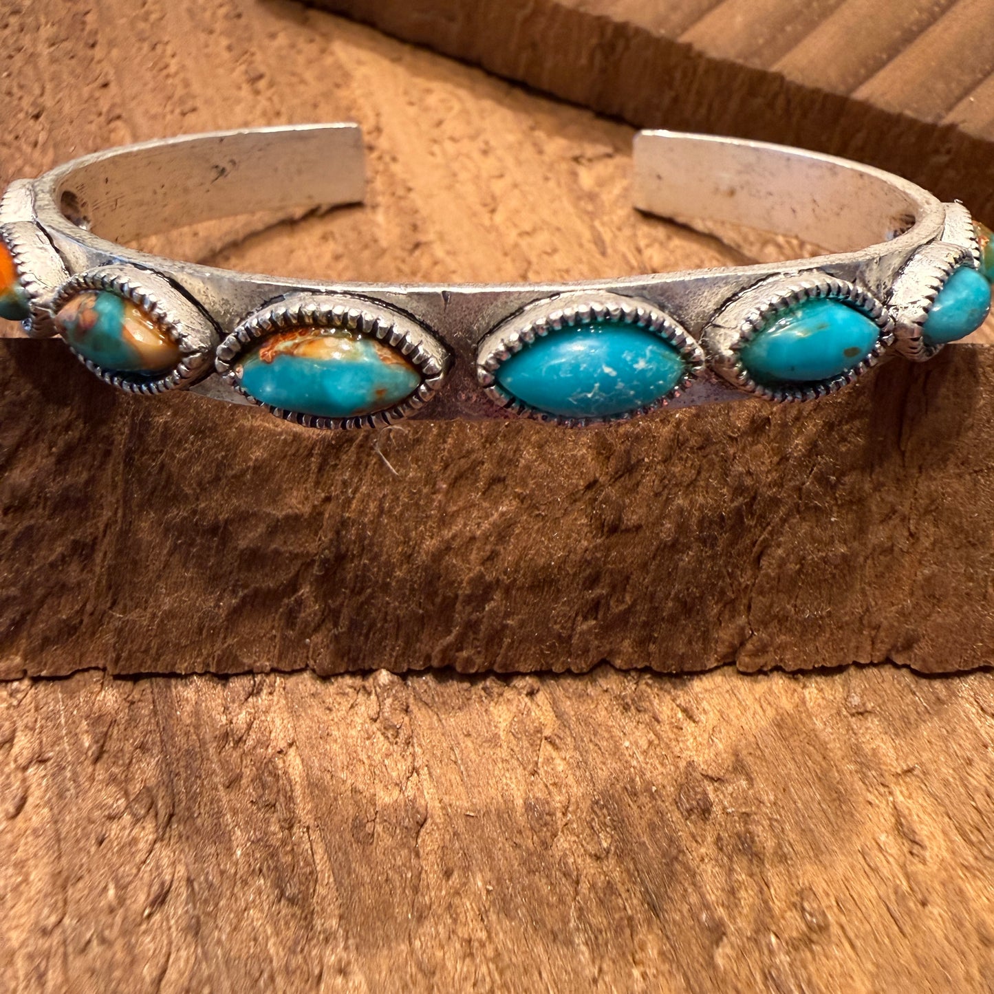 Navajo Style Turquoise Stone Bangle Bracelet Mixed Metals Silver Elegant