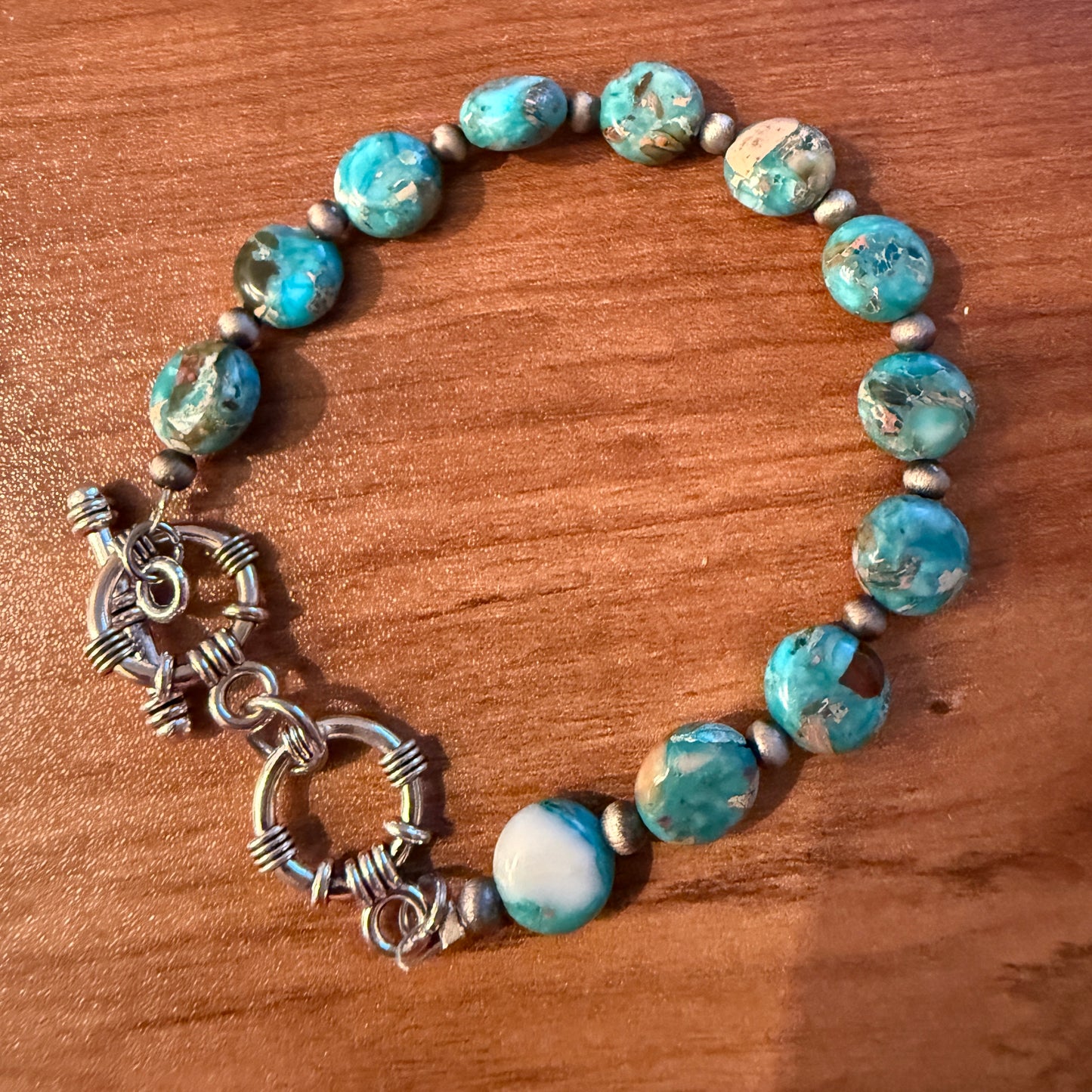 Navajo Style Round Turquoise Stone Adjustable Bead Bracelet Silver Plated Silver Elegant