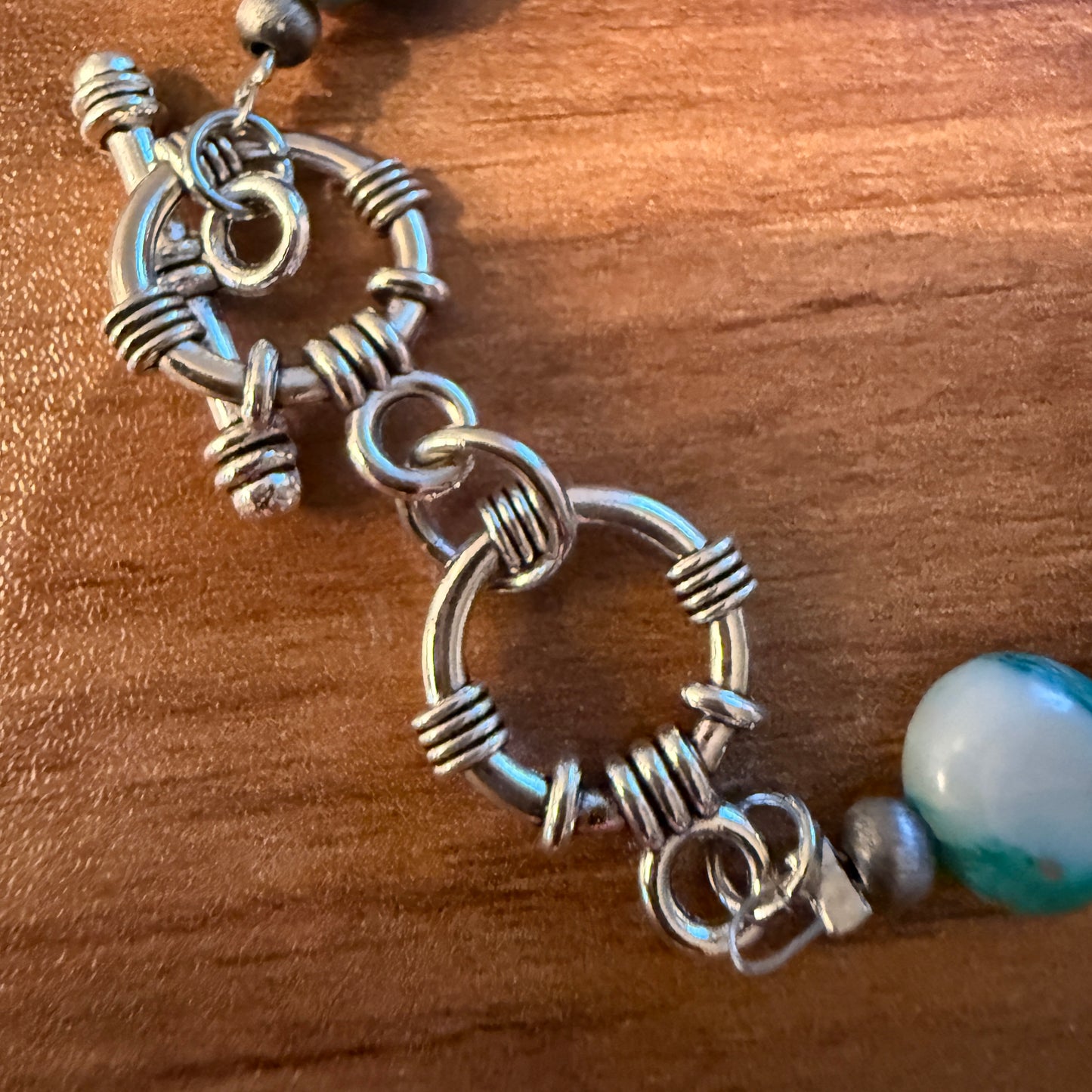 Navajo Style Round Turquoise Stone Adjustable Bead Bracelet Silver Plated Silver Elegant