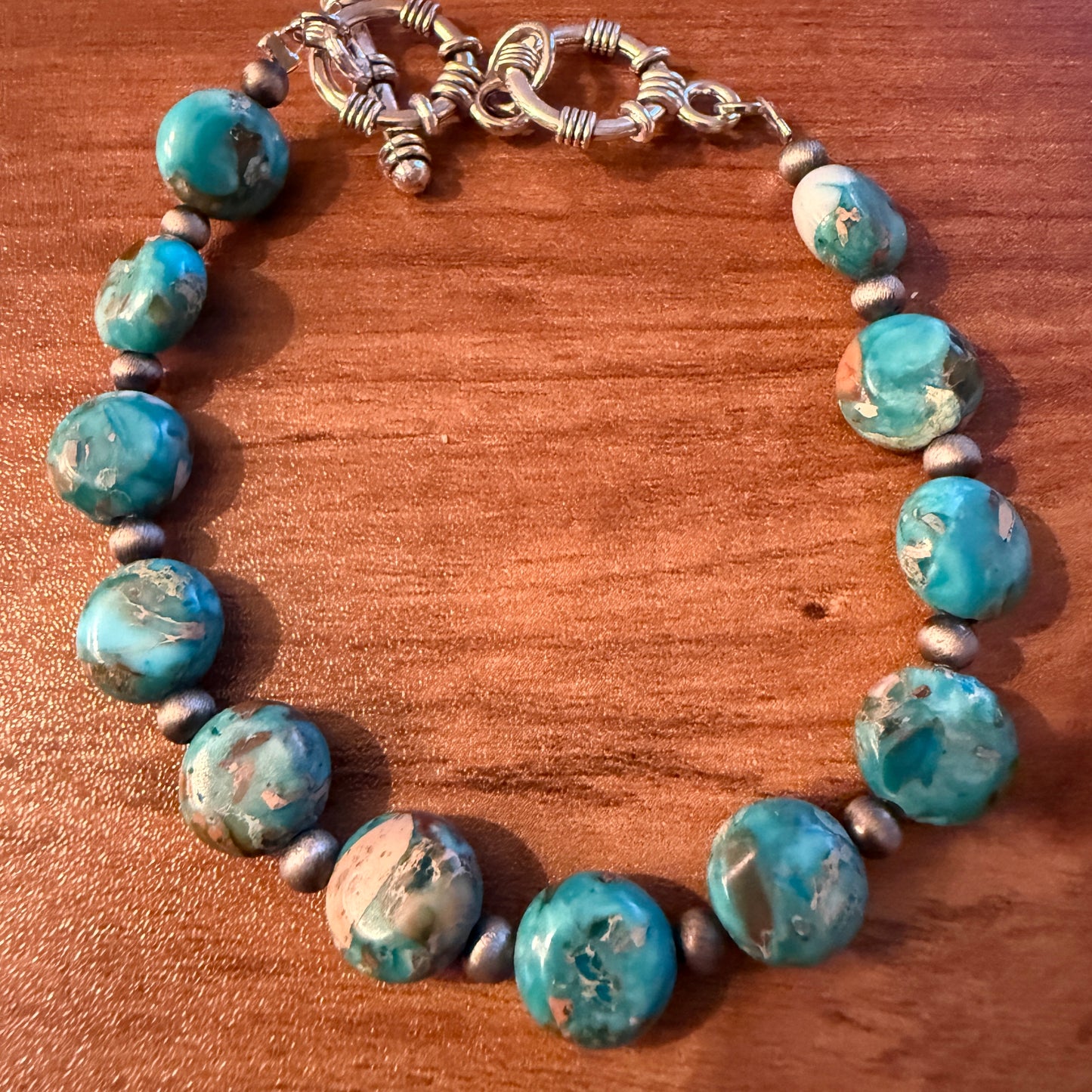 Navajo Style Round Turquoise Stone Adjustable Bead Bracelet Silver Plated Silver Elegant
