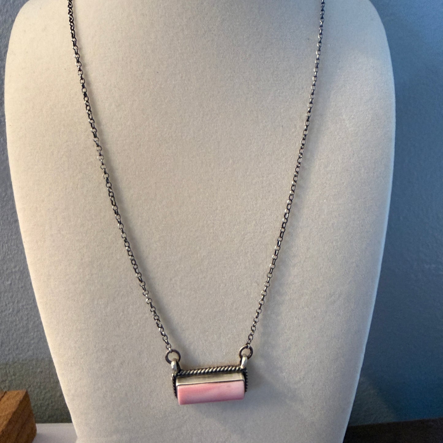 Johnny Dixon Signed Pink Conch Bar Necklace Sterling Silver 16 Inch Chain Wild West Boho