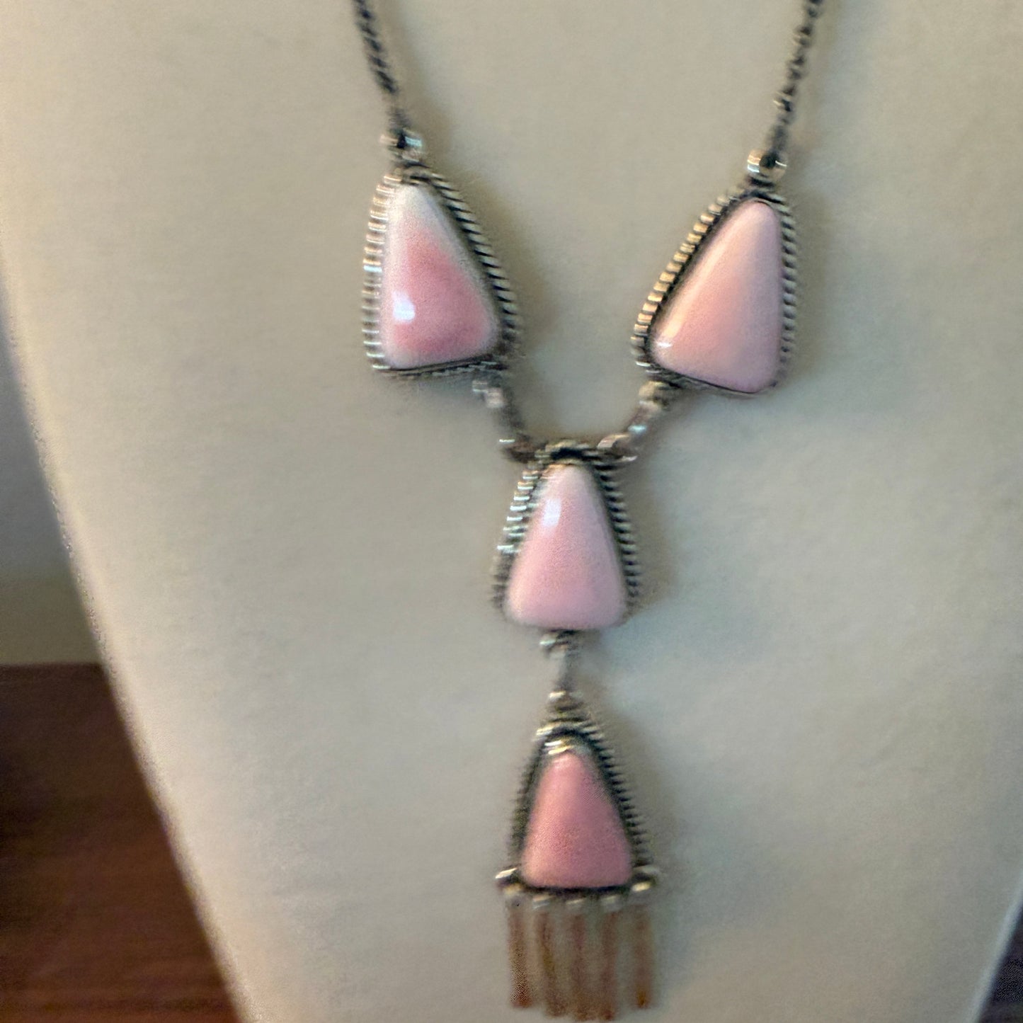 Handcrafted Pink Conch Gemstone Lariat Necklace In Sterling Silver 18 Inch Chain Wild West Boho