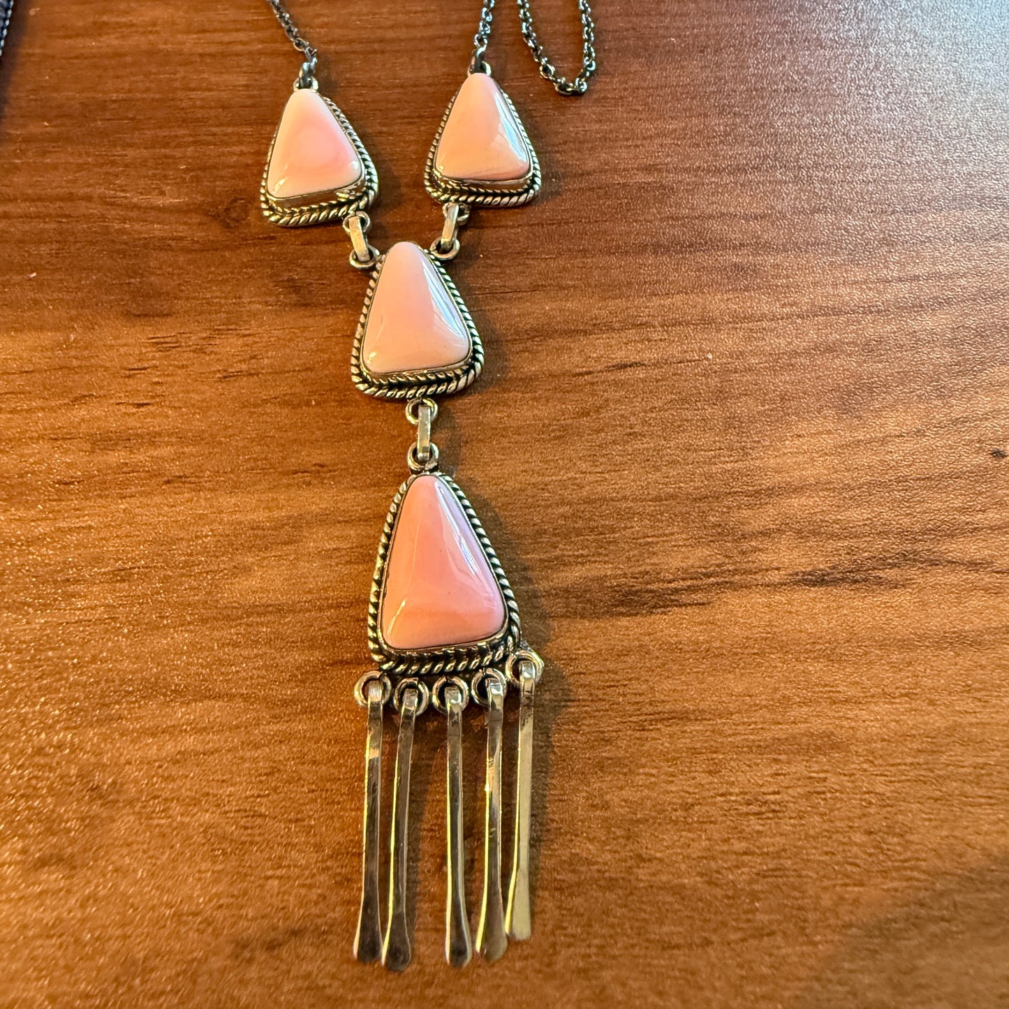 Handcrafted Pink Conch Gemstone Lariat Necklace In Sterling Silver 18 Inch Chain Wild West Boho