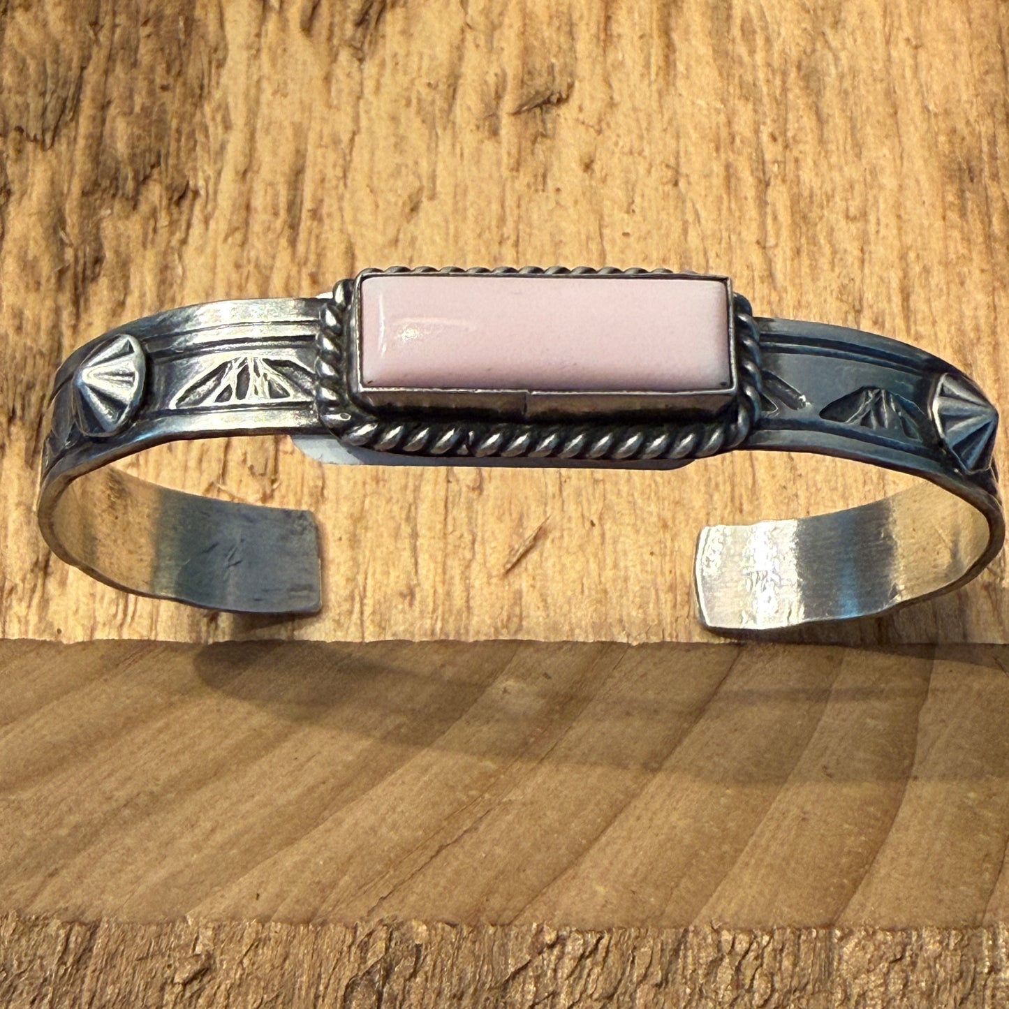 Rick Enriquez Signed Navajo Style Pink Conch Gemstone Cuff Bangle, Sterling Silver Wild West Boho