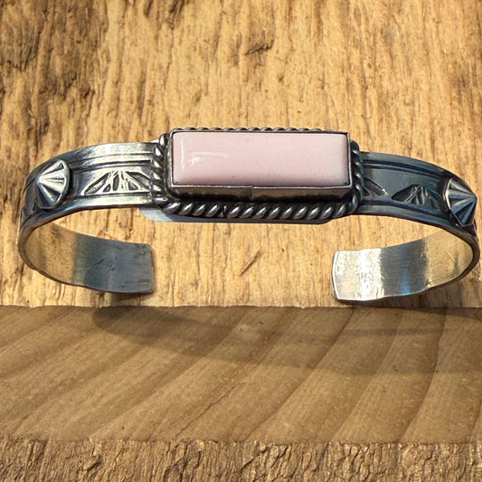 Rick Enriquez Signed Navajo Style Pink Conch Gemstone Cuff Bangle, Sterling Silver Wild West Boho