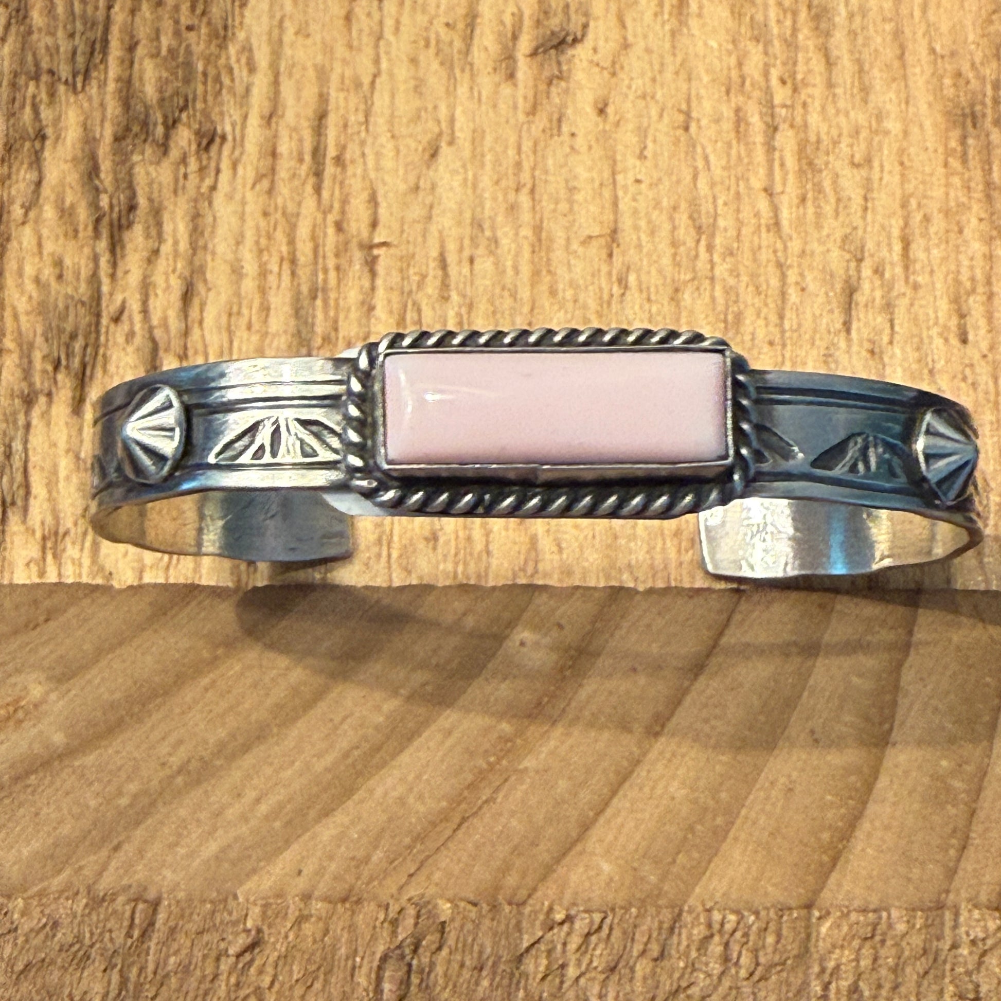 Rick Enriquez Signed Navajo Style Pink Conch Gemstone Cuff Bangle, Sterling Silver Wild West Boho