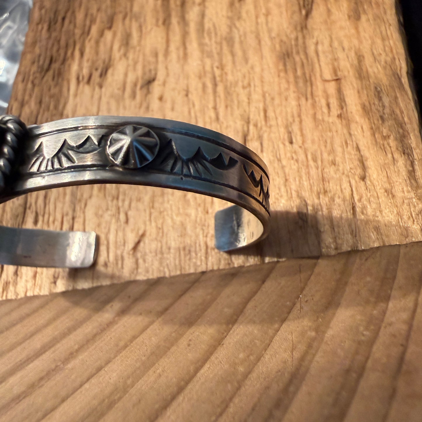 Rick Enriquez Signed Navajo Style Pink Conch Gemstone Cuff Bangle, Sterling Silver Wild West Boho