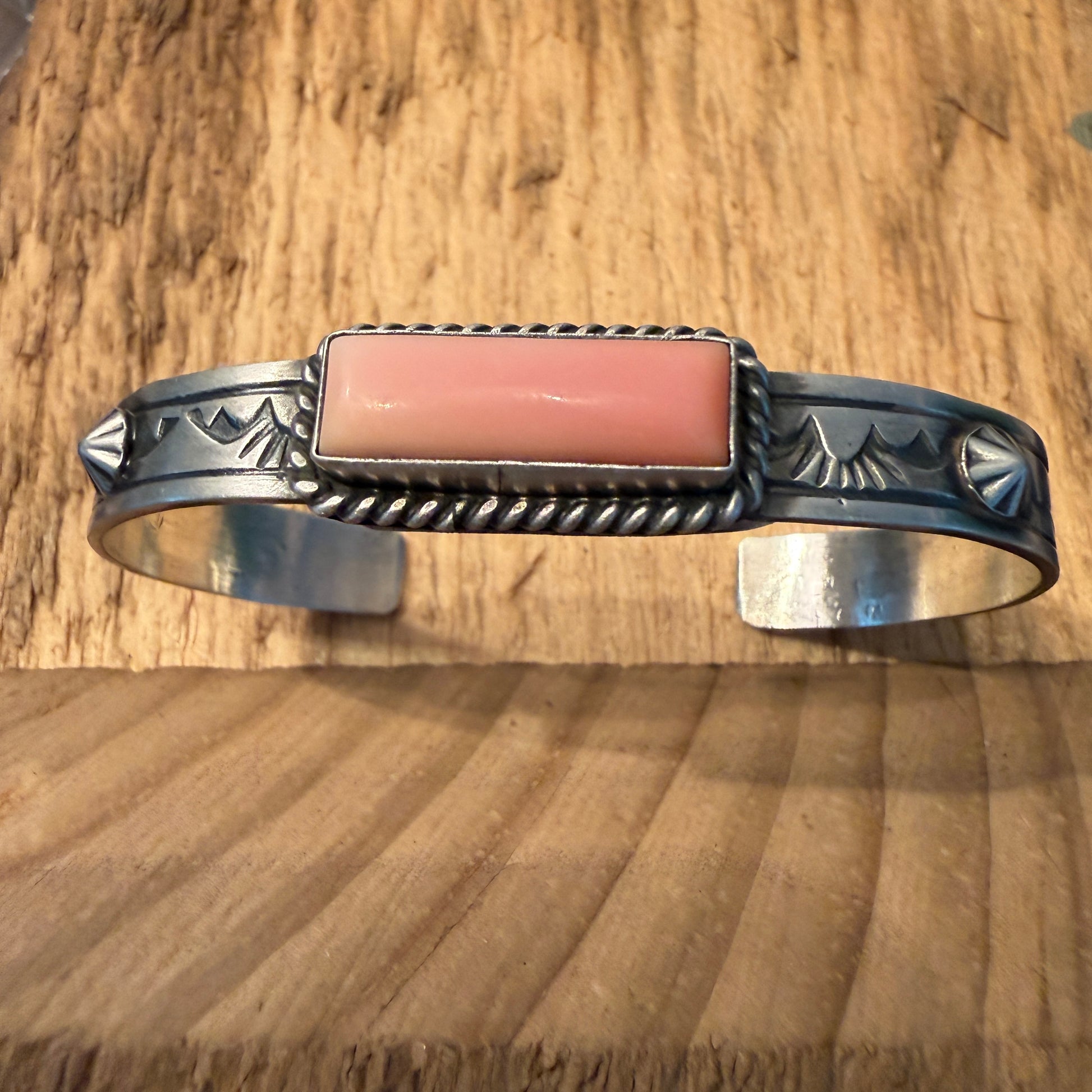 Rick Enriquez Signed Navajo Style Pink Conch Gemstone Cuff Bangle, Sterling Silver Wild West Boho