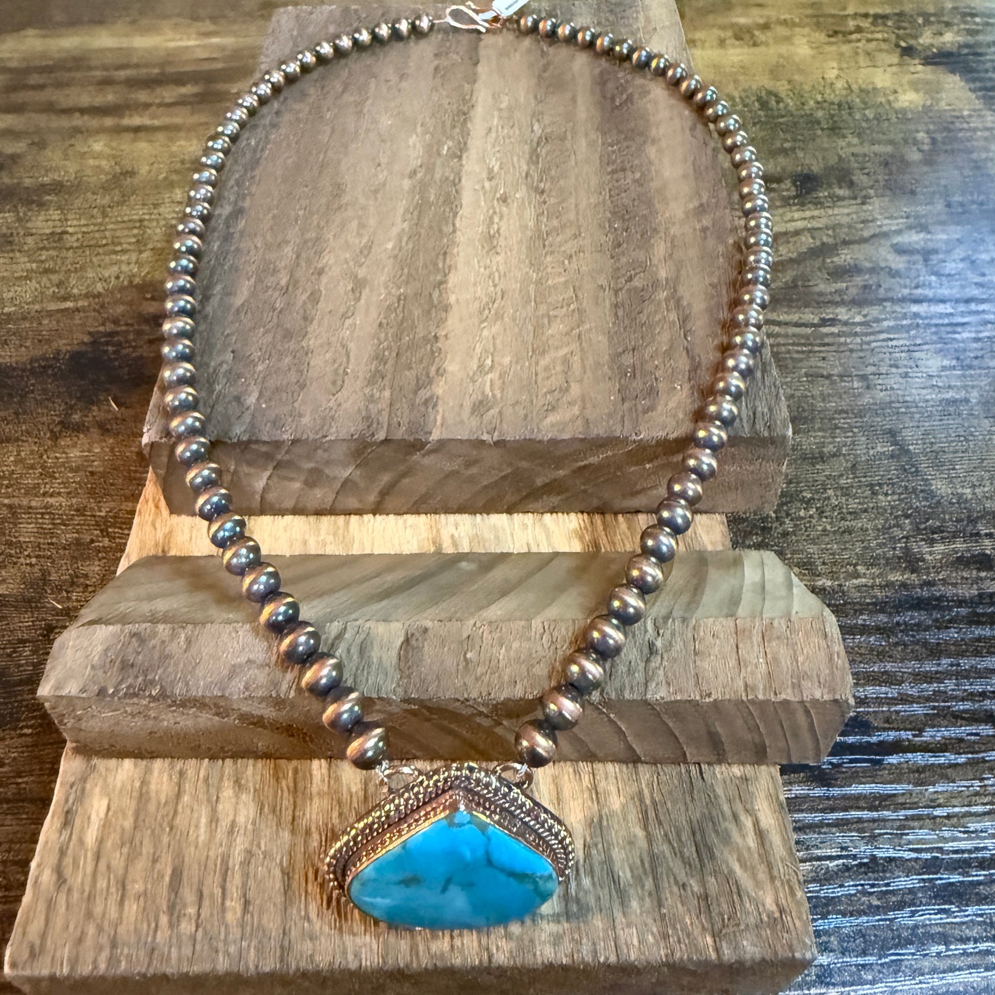 Kingman Turquoise Gemstone Genuine Copper Pearl Bead Necklace 18 Inch Wild West Boho