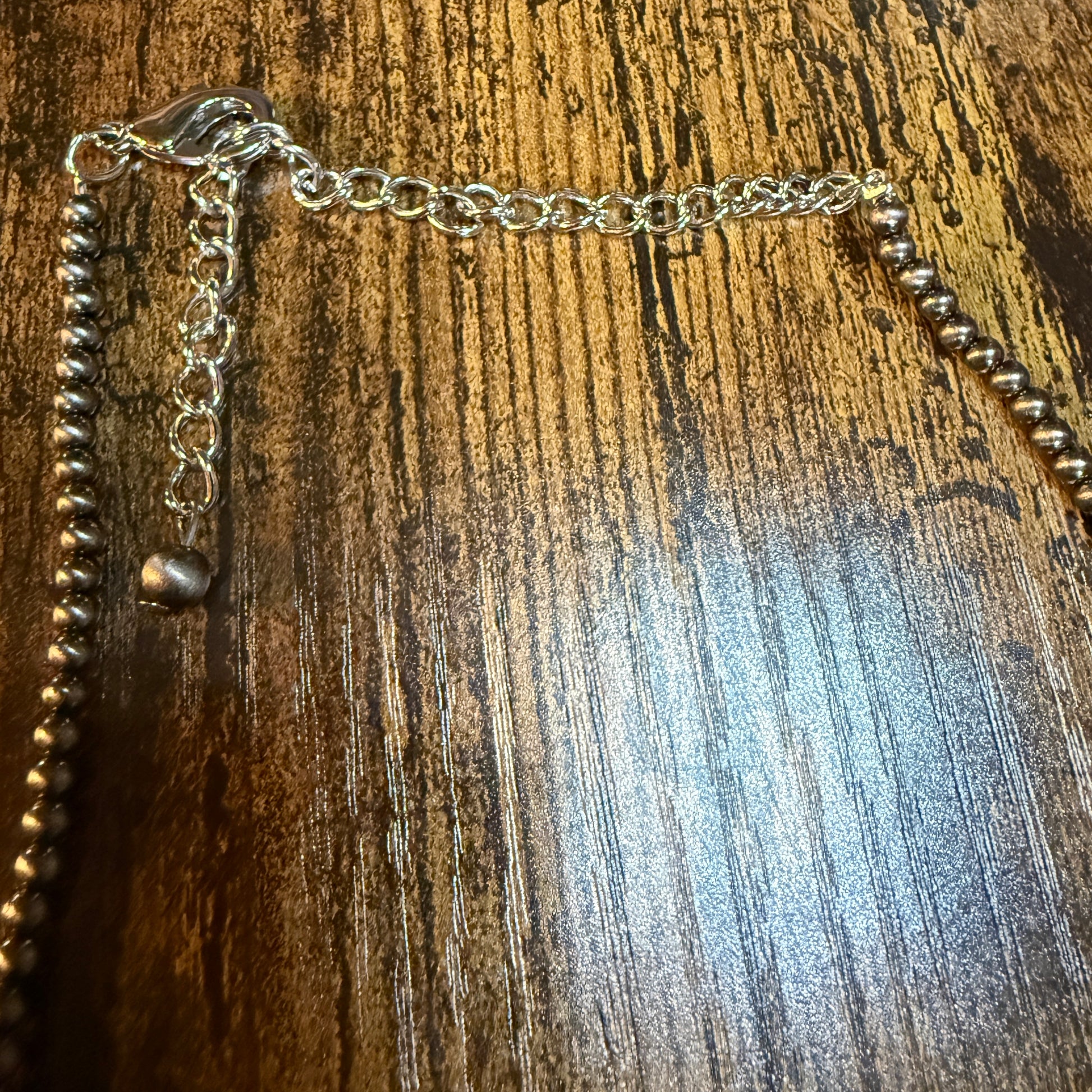 Navajo Style Western Silver Tone Bead Necklace With Clustered Polish Beads 22 To 27 Inch Wild West Boho