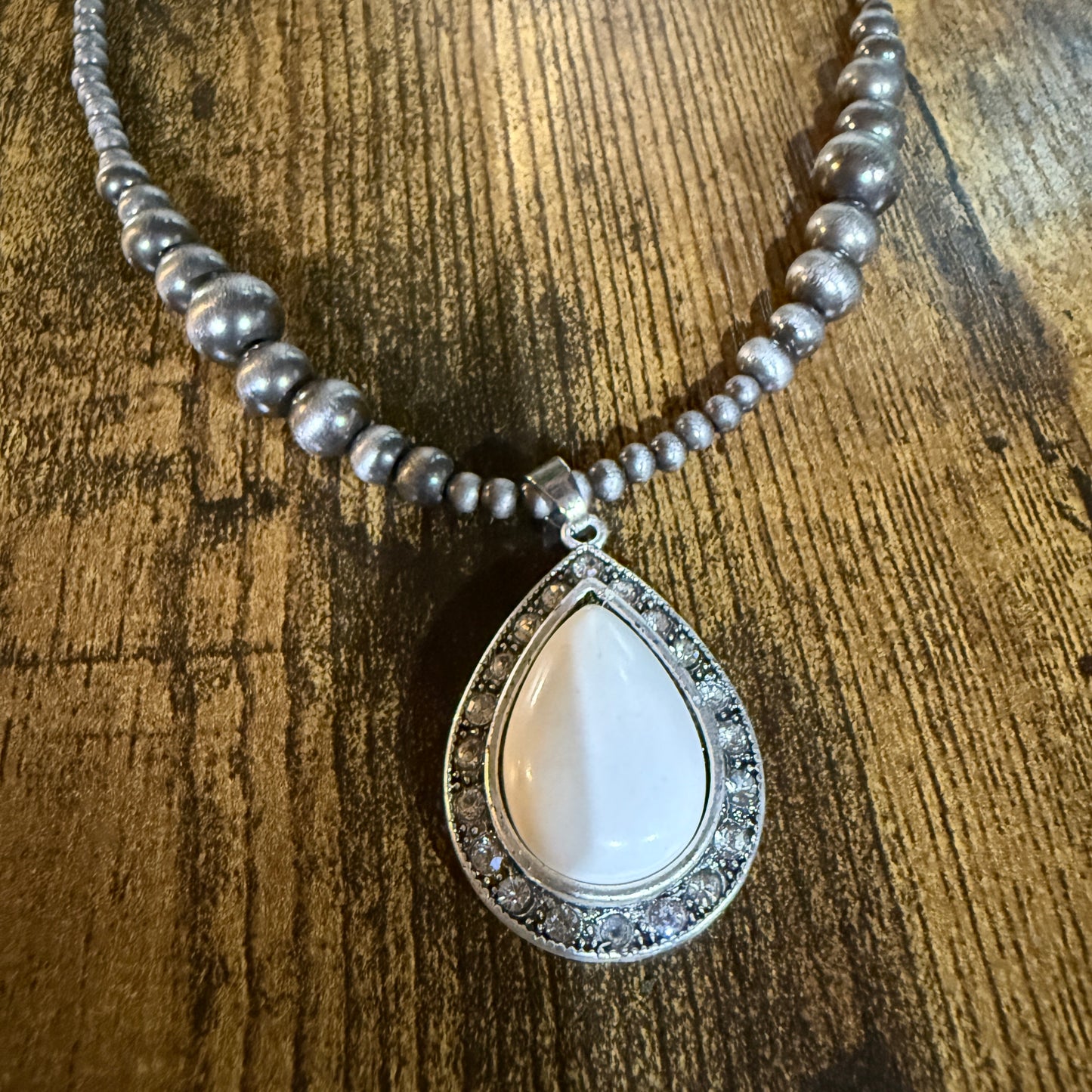 Handcrafted Navajo Style Crystal White Turquoise Necklace 16 to 21 Inches Extender Wild West Boho