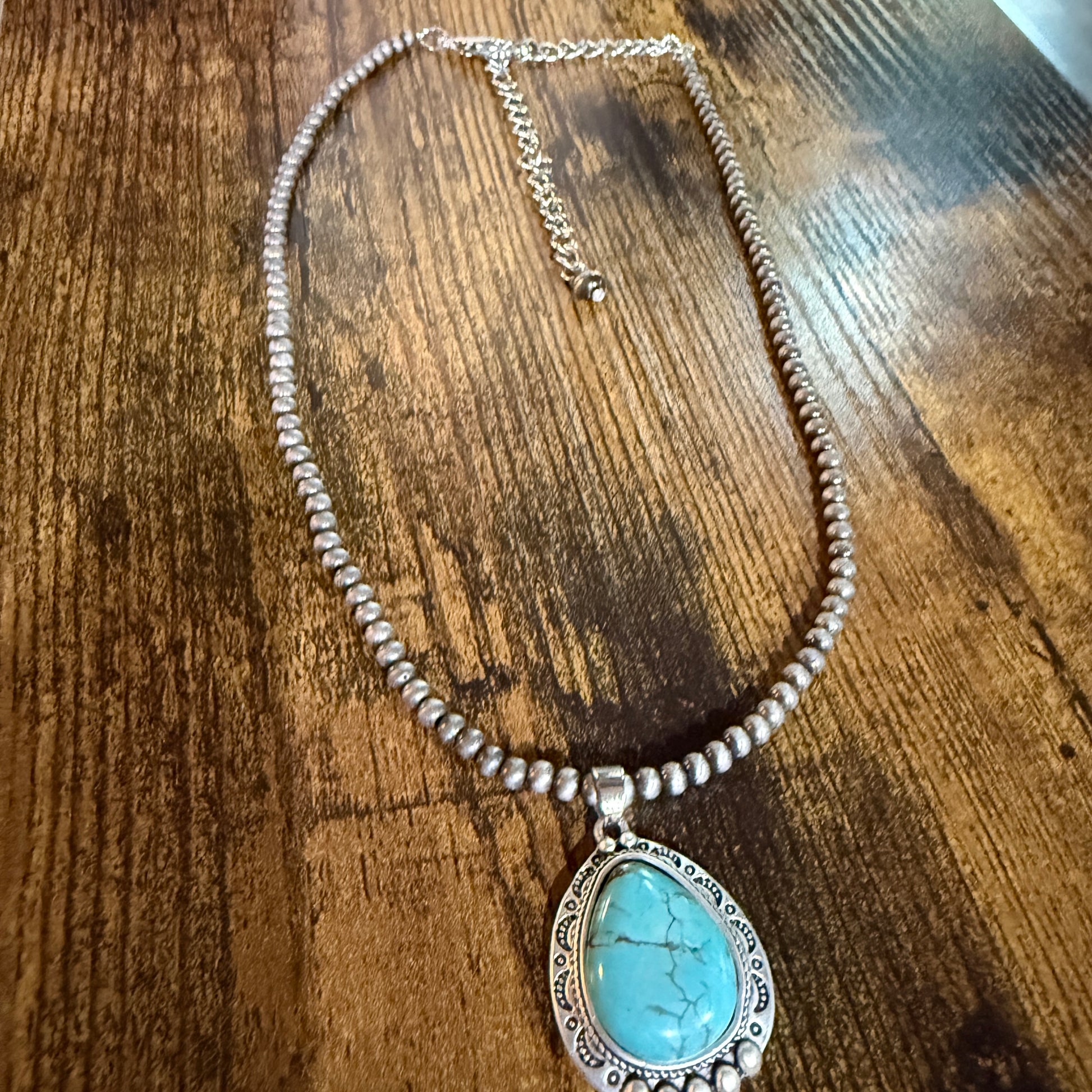 Navajo Style Turquoise Pendant Necklace 4mm Bead Silver Tone Chain Wild West Boho