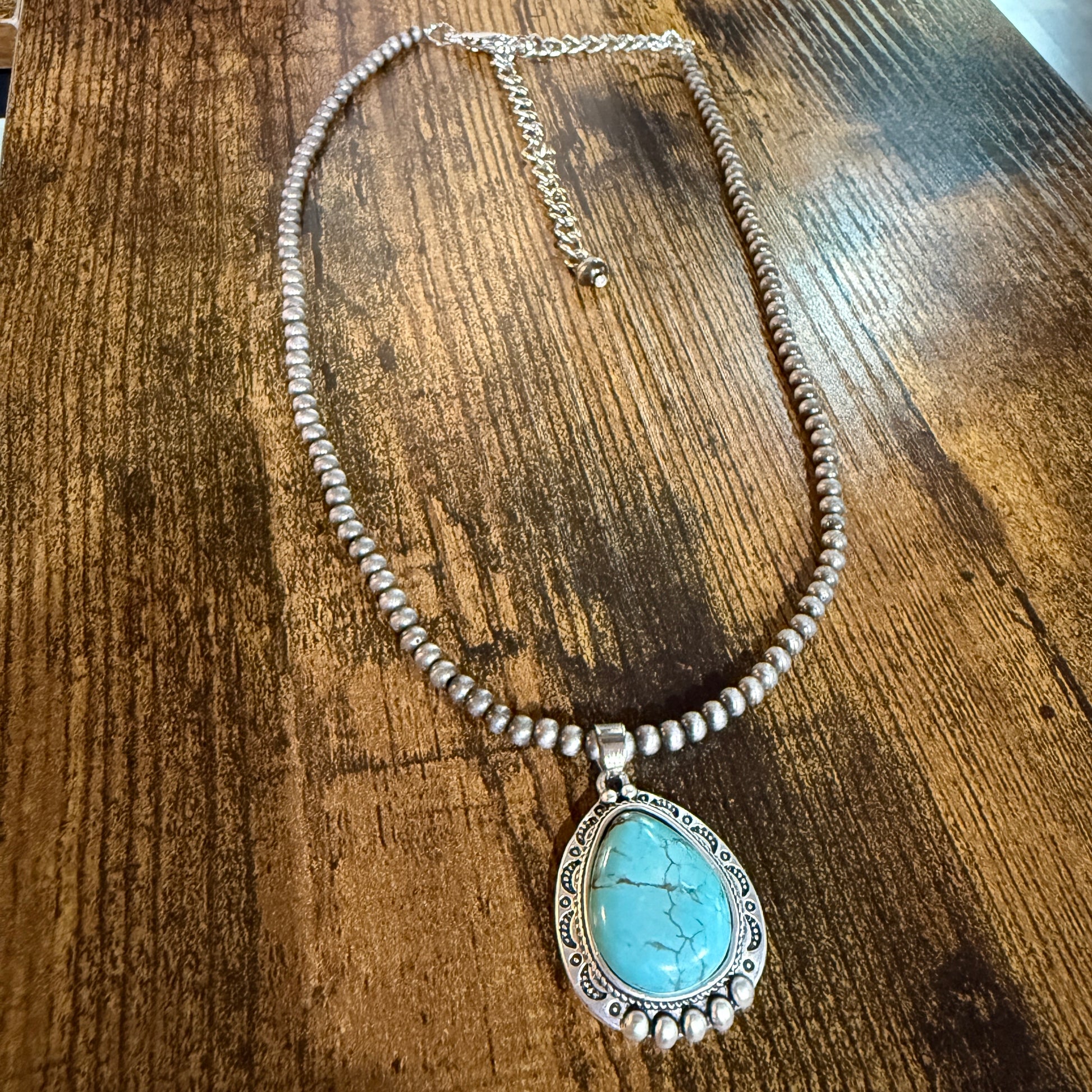 Navajo Style Turquoise Pendant Necklace 4mm Bead Silver Tone Chain Wild West Boho