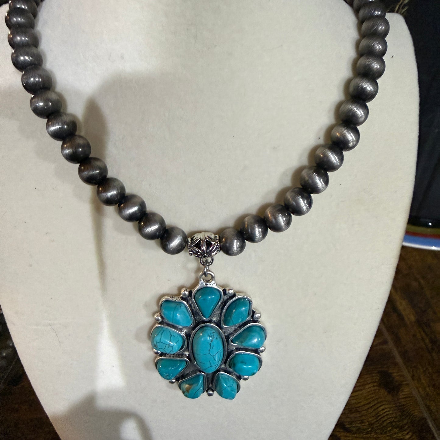 Handmade Navajo Style Turquoise Cluster Pendant 8mm Bead Necklace Wild West Boho