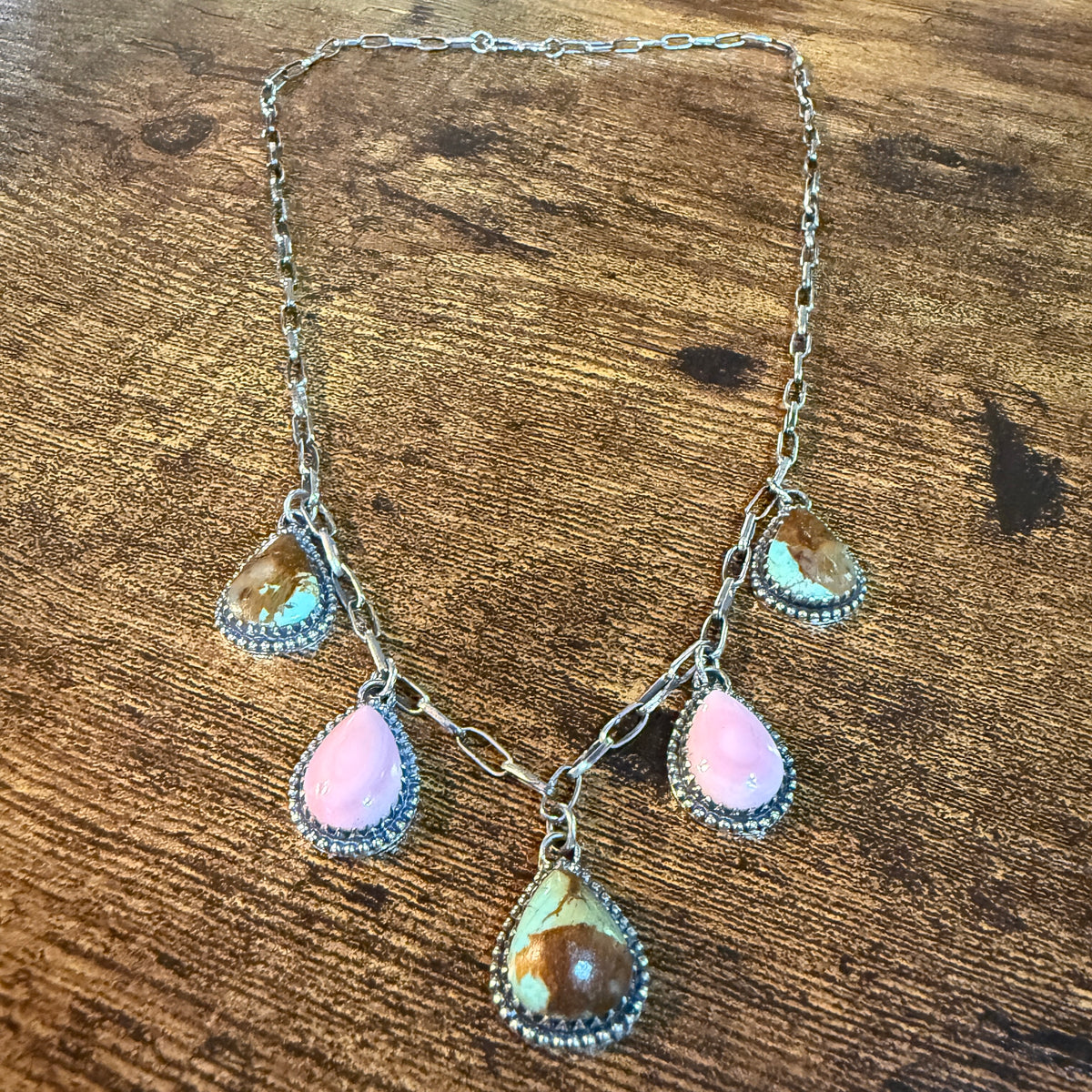 Southwestern No 8 Turquoise Gemstone Pink Conch Dahlia Lariat Necklace 20 Inch Wild West Boho
