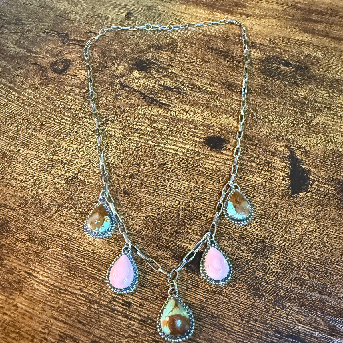 Southwestern No 8 Turquoise Gemstone Pink Conch Dahlia Lariat Necklace 20 Inch Wild West Boho