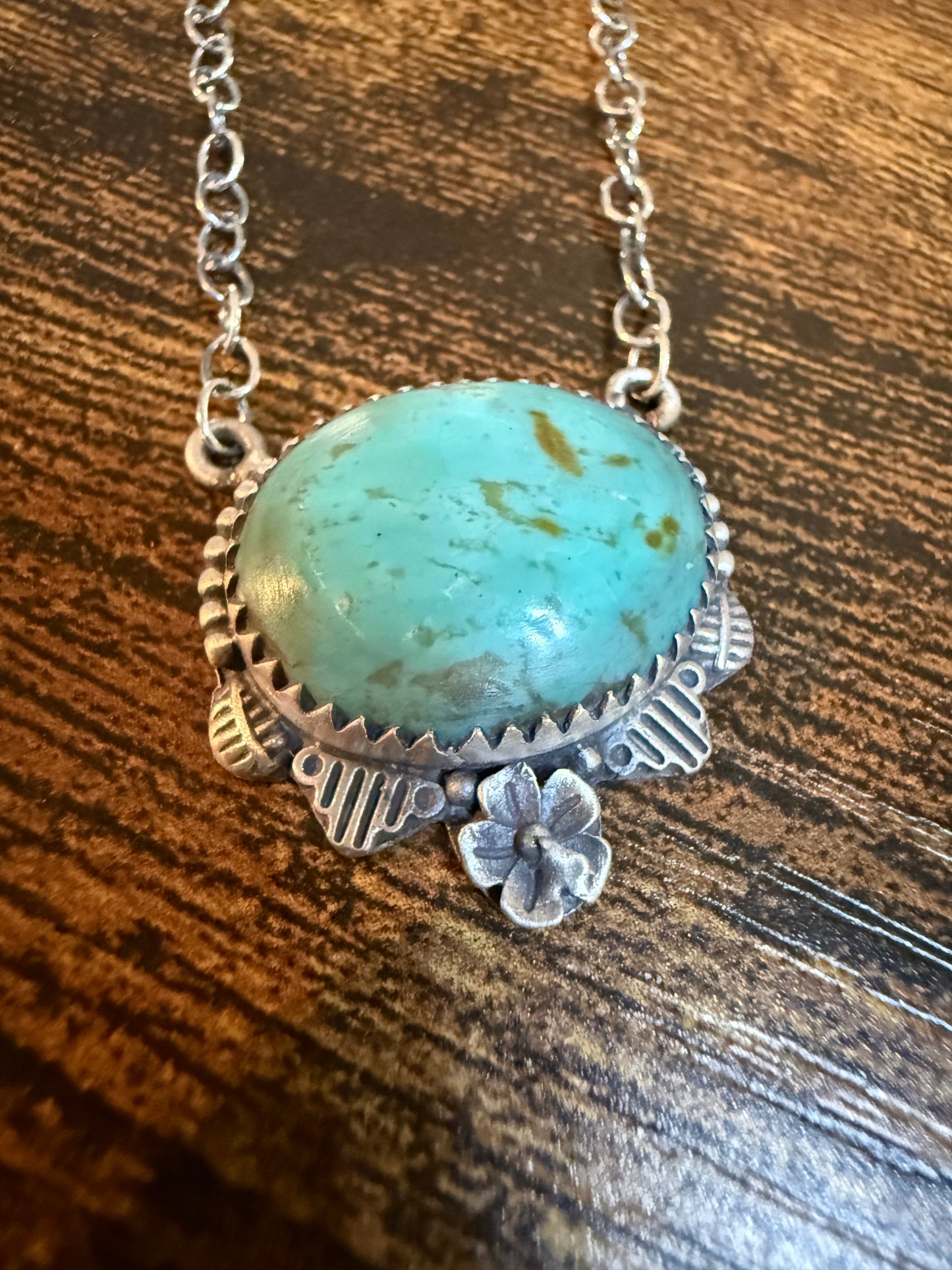 Navajo Style Kingman Turquoise Gemstone Necklace Sterling Silver 18 Inch Wild West Boho