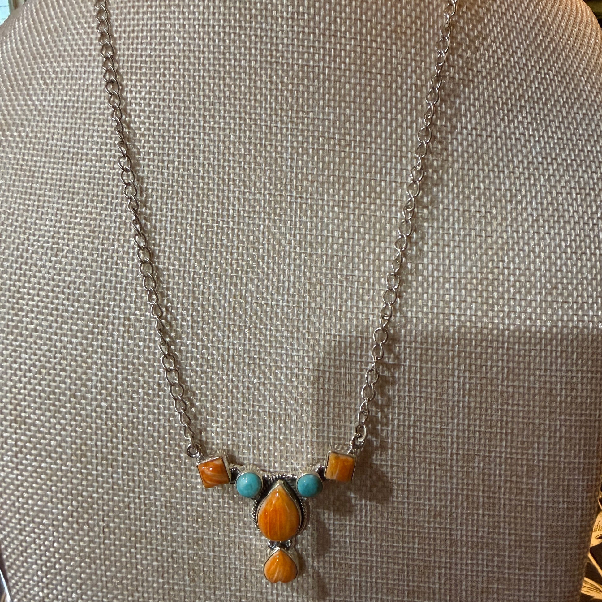 Orange Spiny Oyster Kingman Turquoise Gemstone Necklace 18 Inch Chain Wild West Boho