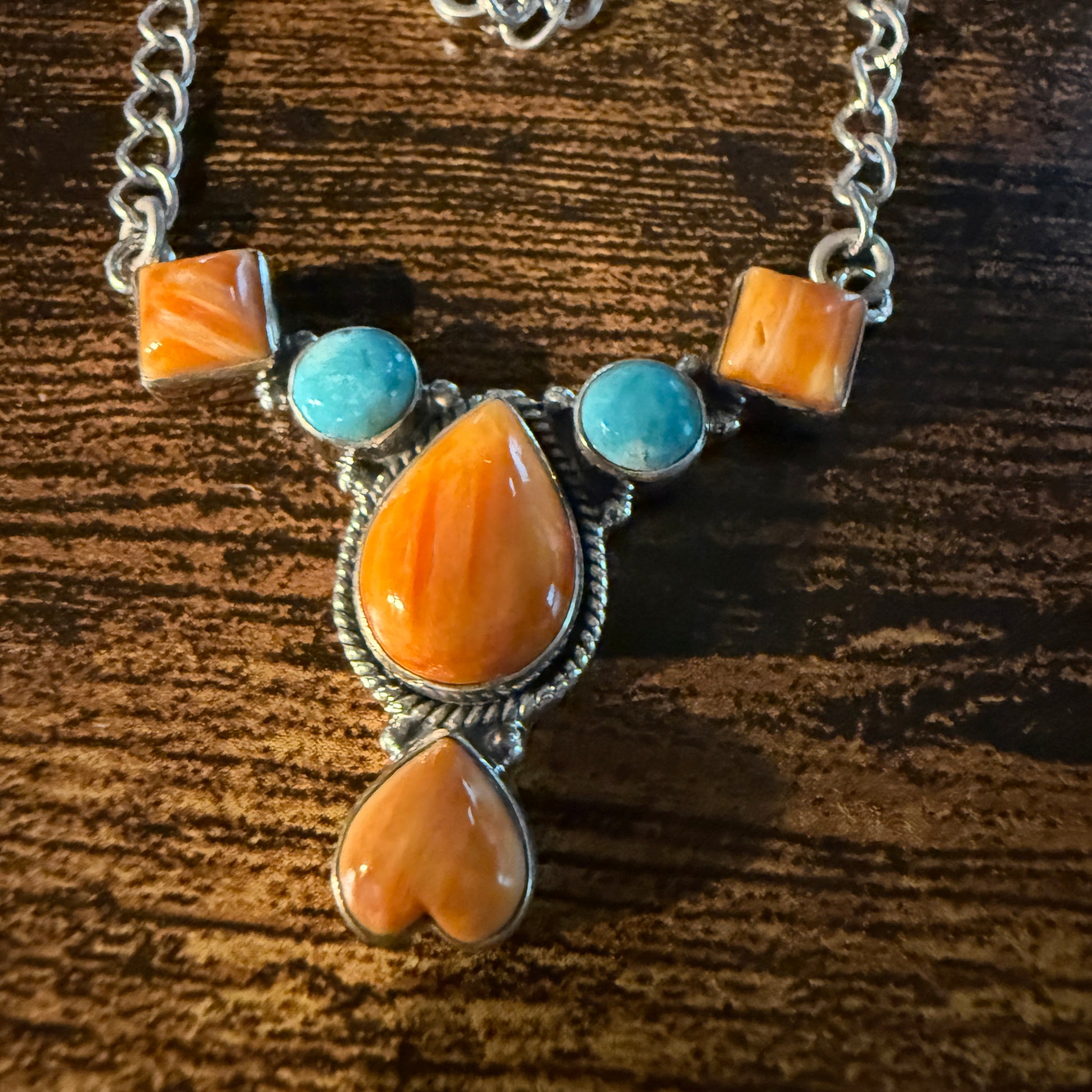 Orange Spiny Oyster Kingman Turquoise Gemstone Necklace 18 Inch Chain Wild West Boho