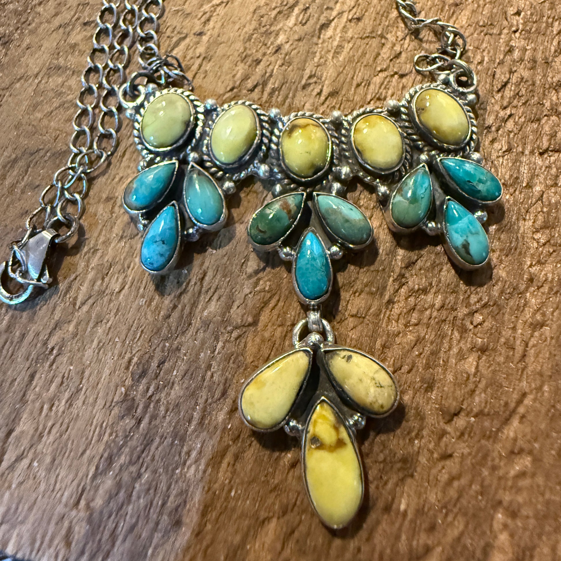 Palomino Kingman Turquoise Gemstone Necklace In Sterling Silver 18 Inch Chain Wild West Boho