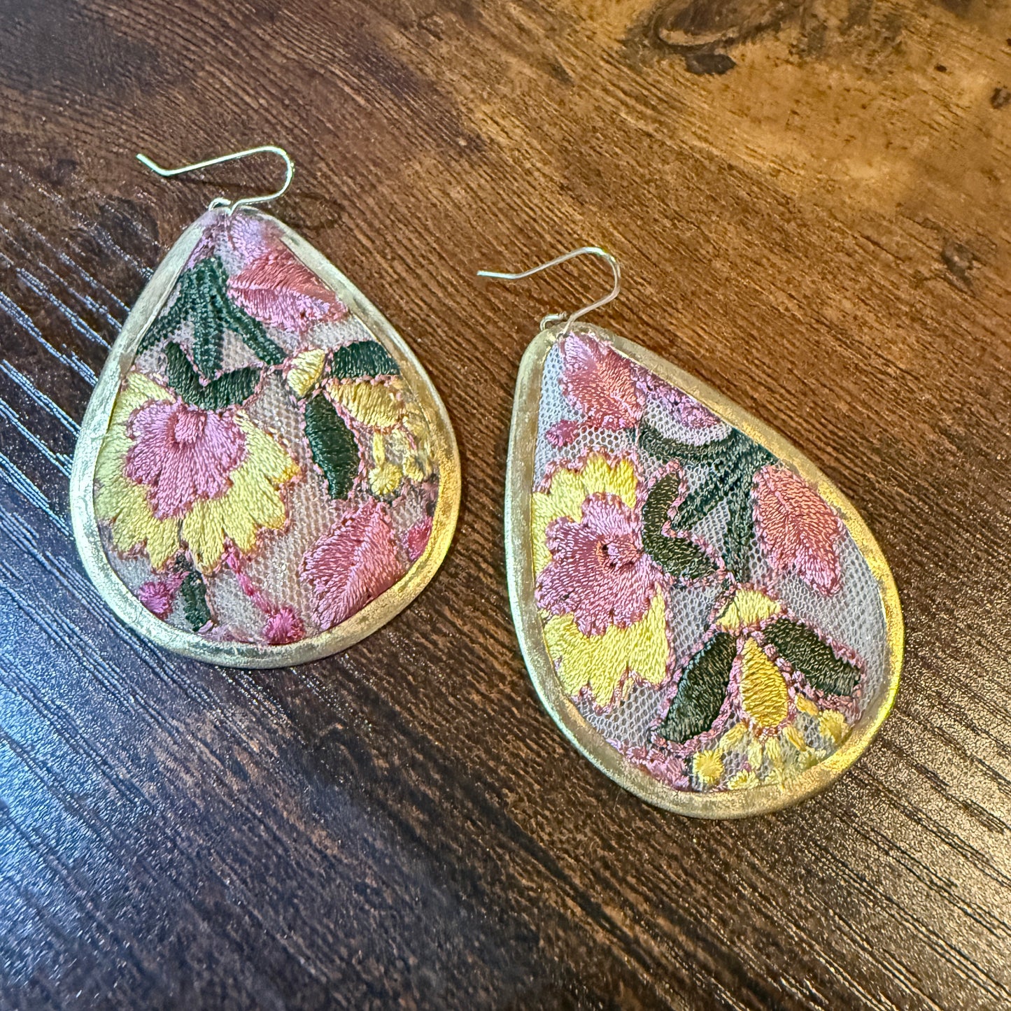 Pastel Embroidered Floral Drop Earrings Gold Tone Teardrop Wild West Boho
