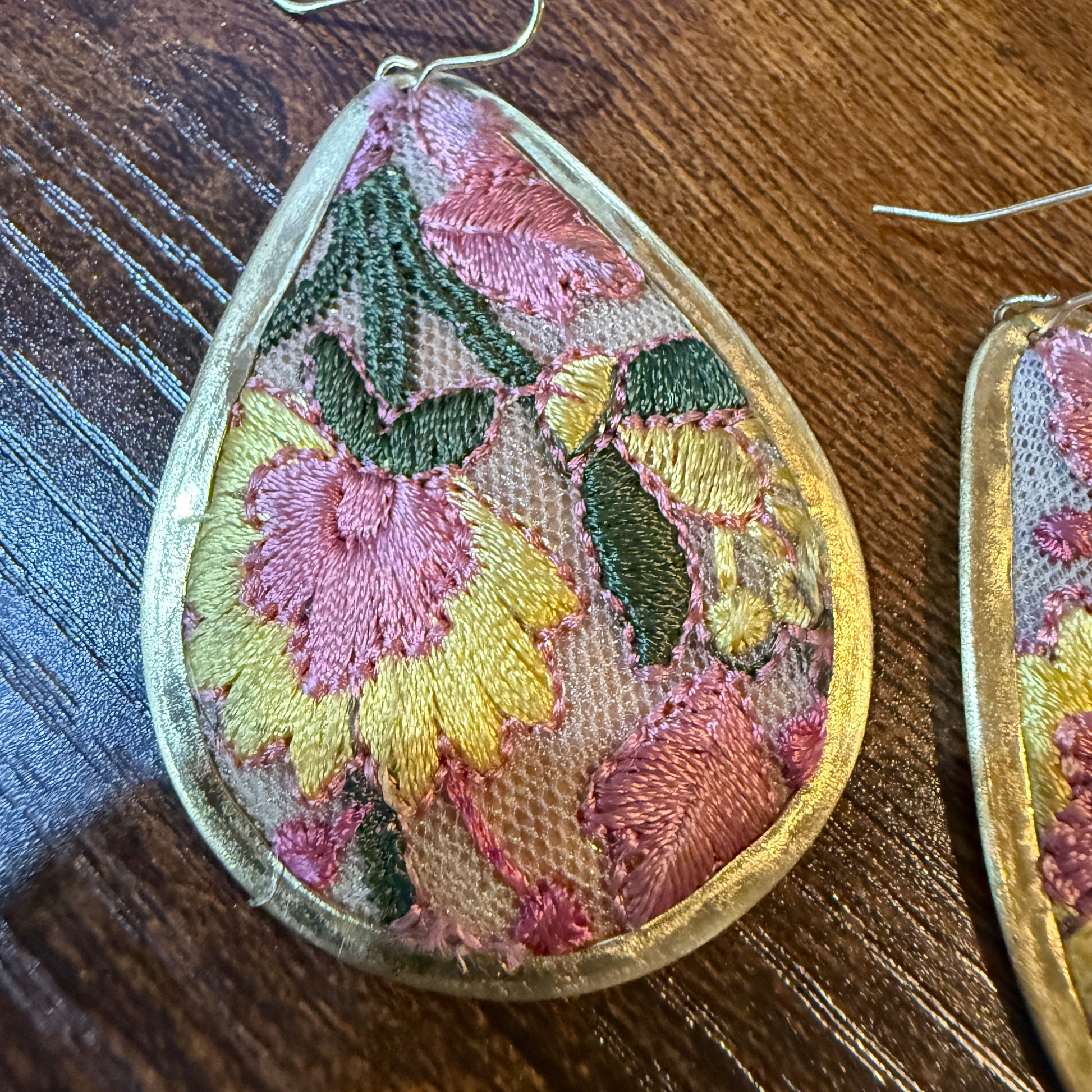 Pastel Embroidered Floral Drop Earrings Gold Tone Teardrop Wild West Boho