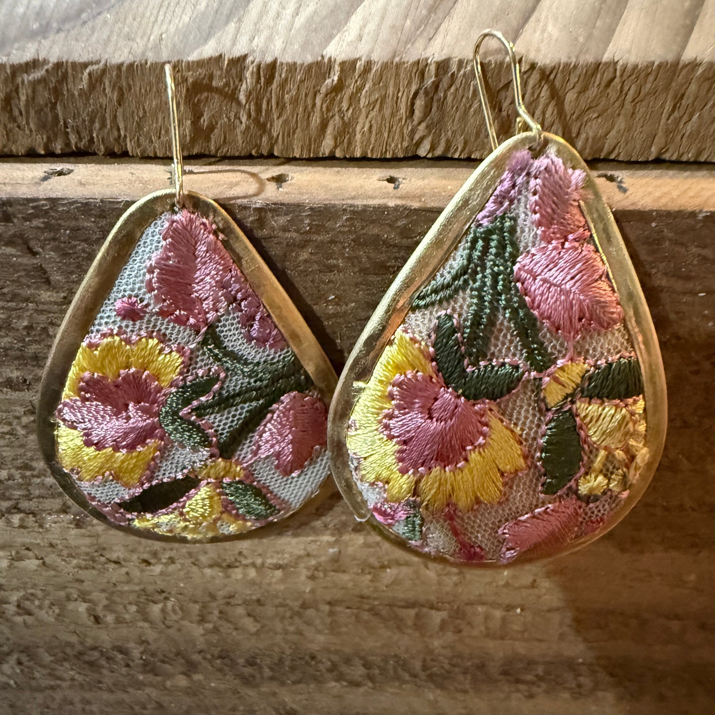 Pastel Embroidered Floral Drop Earrings Gold Tone Teardrop Wild West Boho