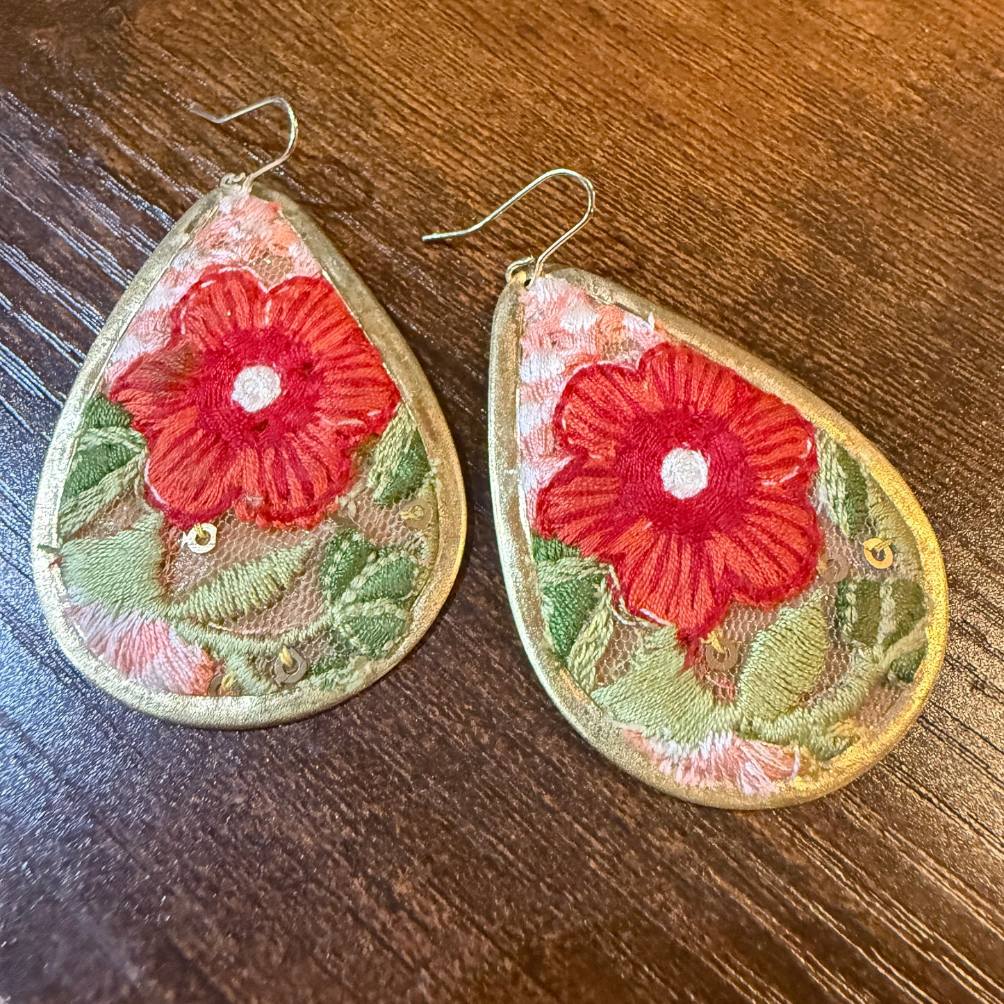 Red Rose Floral Embroidery Wire Earrings Gold Tone Teardrop Wild West Boho