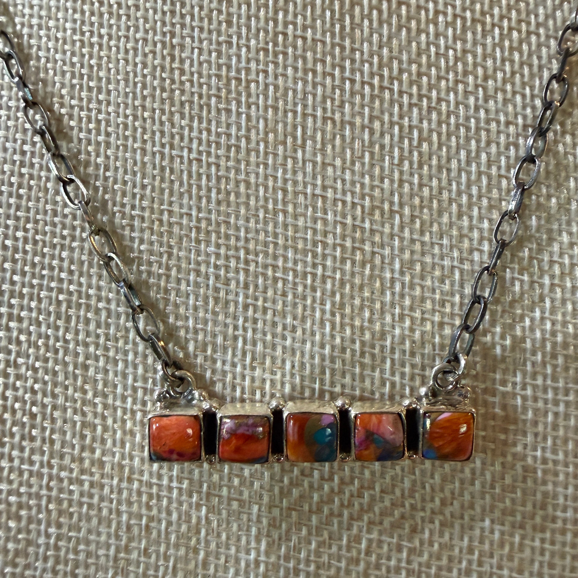 Navajo Inspired Spiny Oyster Bar Necklace Sterling Silver 18 Inch Chain Wild West Boho