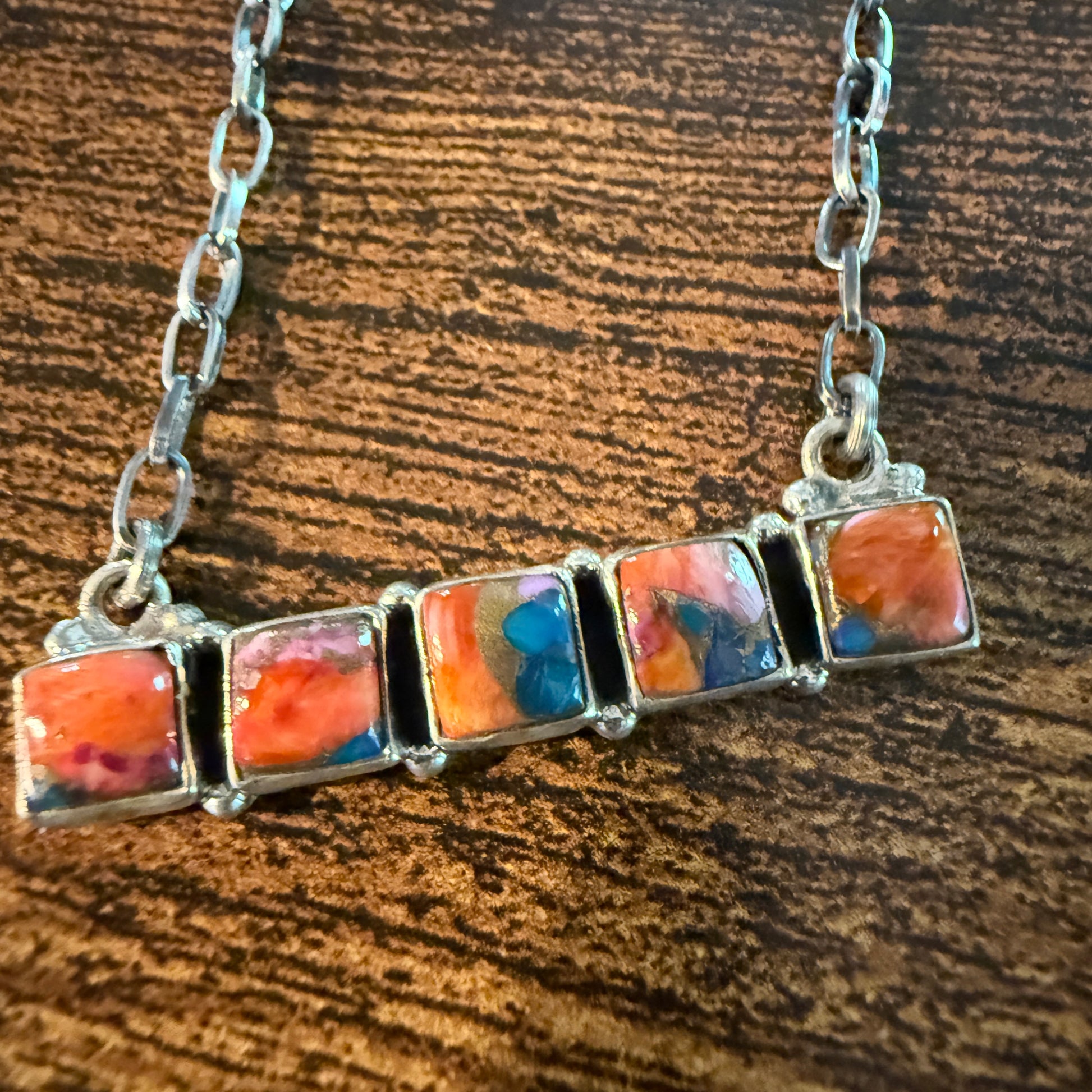 Navajo Inspired Spiny Oyster Bar Necklace Sterling Silver 18 Inch Chain Wild West Boho