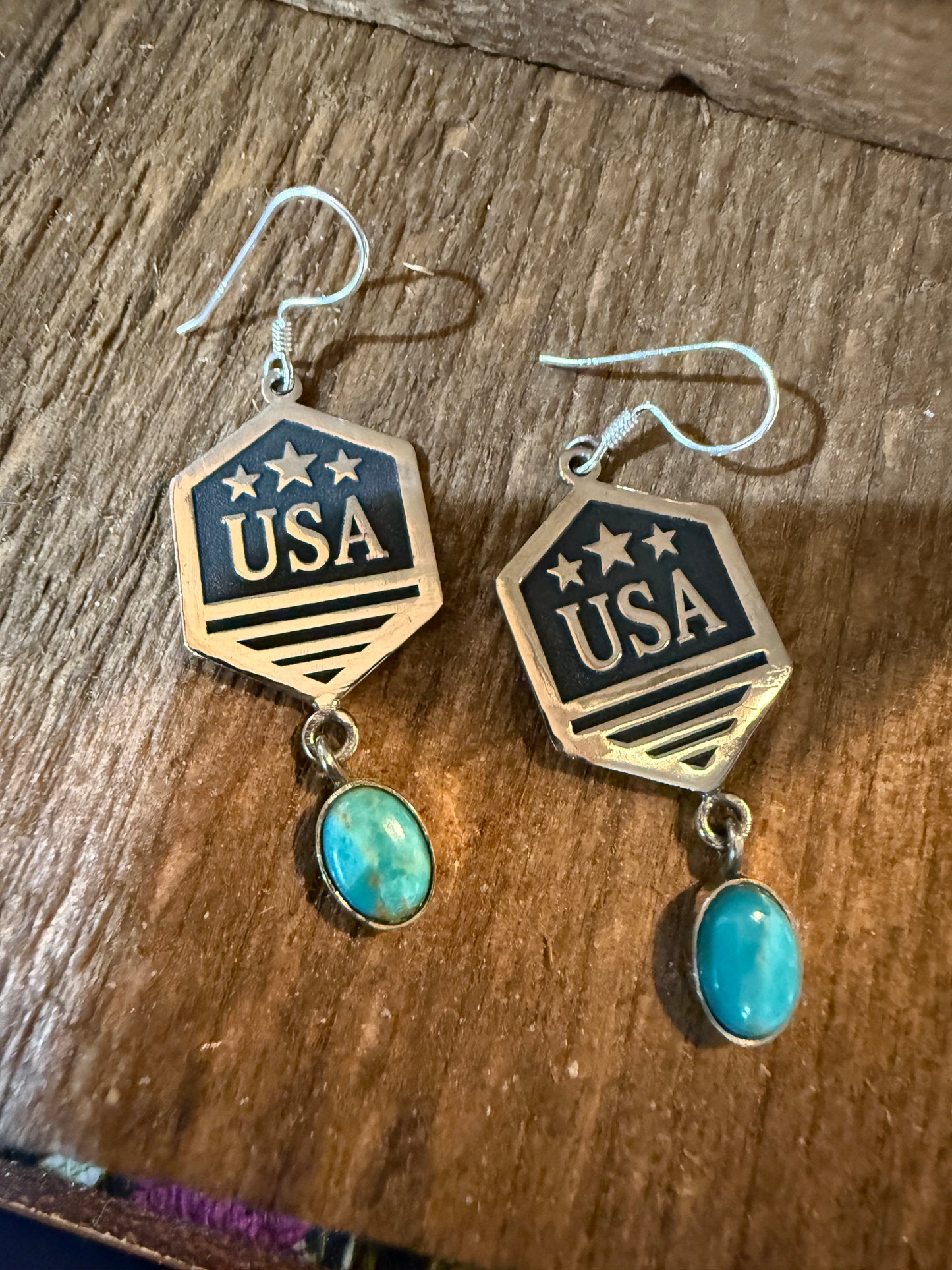 USA America Patriots Kingman Turquoise Sterling Silver Wire Drop Earrings 2 Inch Wild West Boho