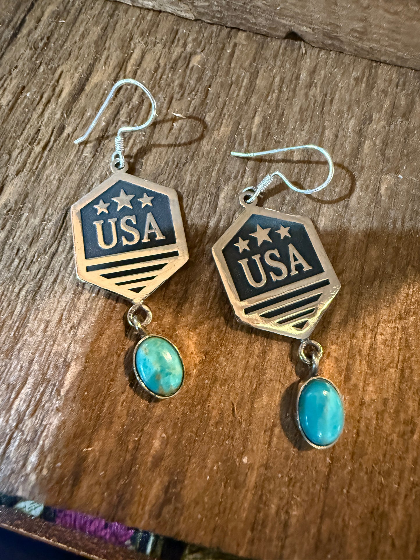 USA America Patriots Kingman Turquoise Sterling Silver Wire Drop Earrings 2 Inch Wild West Boho