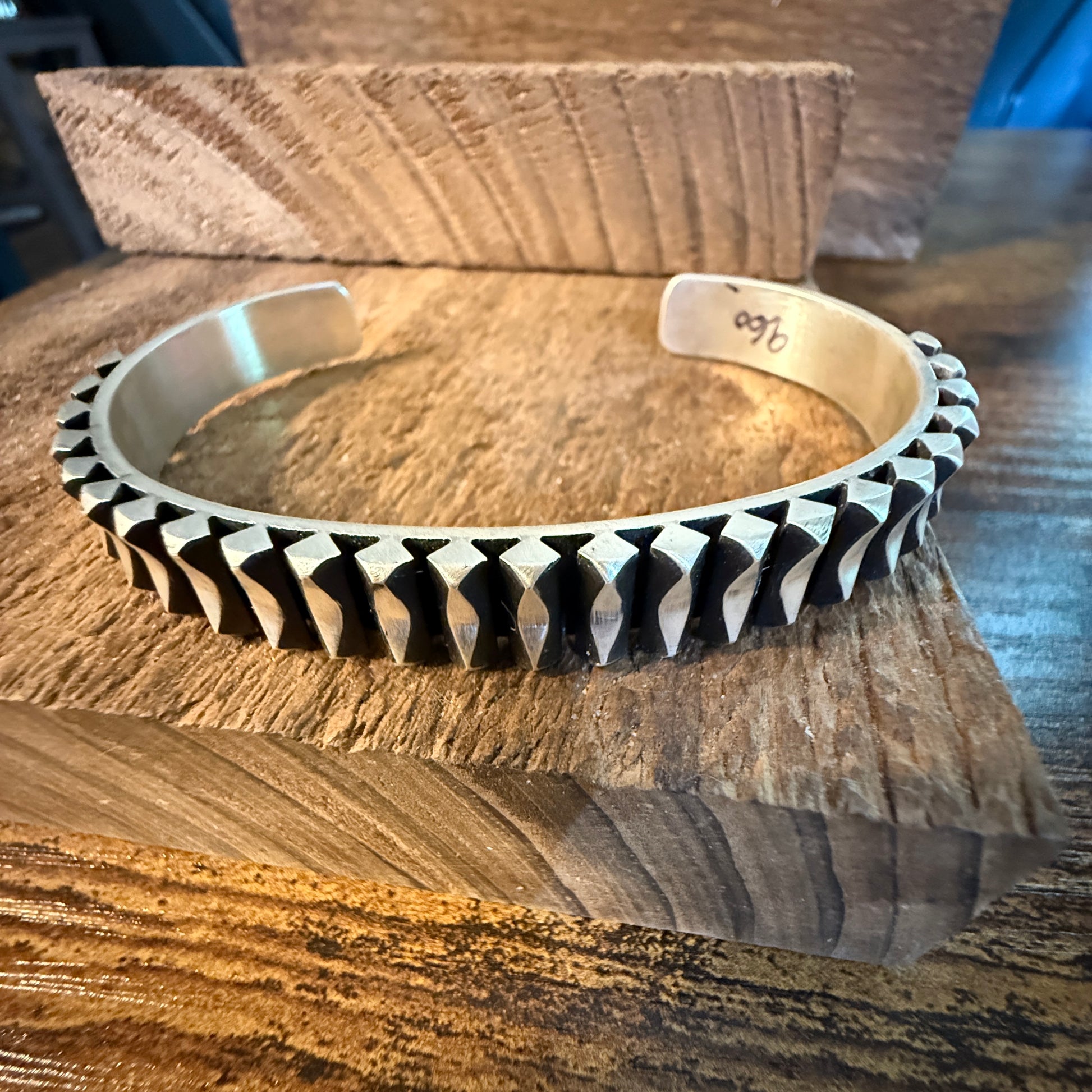 Native Handmade L. Tahe Thick Sterling Silver Cuff Bangle Size Large Wild West Boho