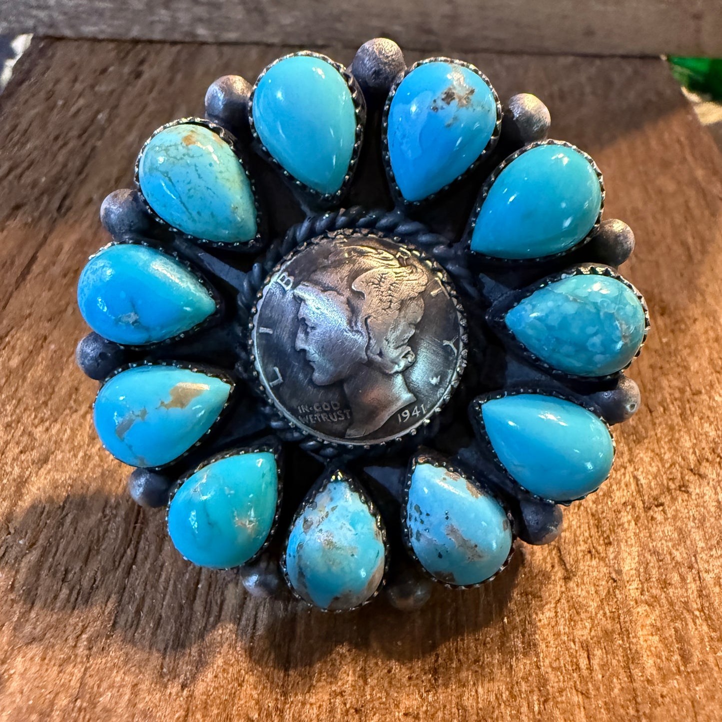 Marlene Jones Signed Navajo Handmade Coin Kingman Cluster Ring in Sterling Silver Wild West Boho