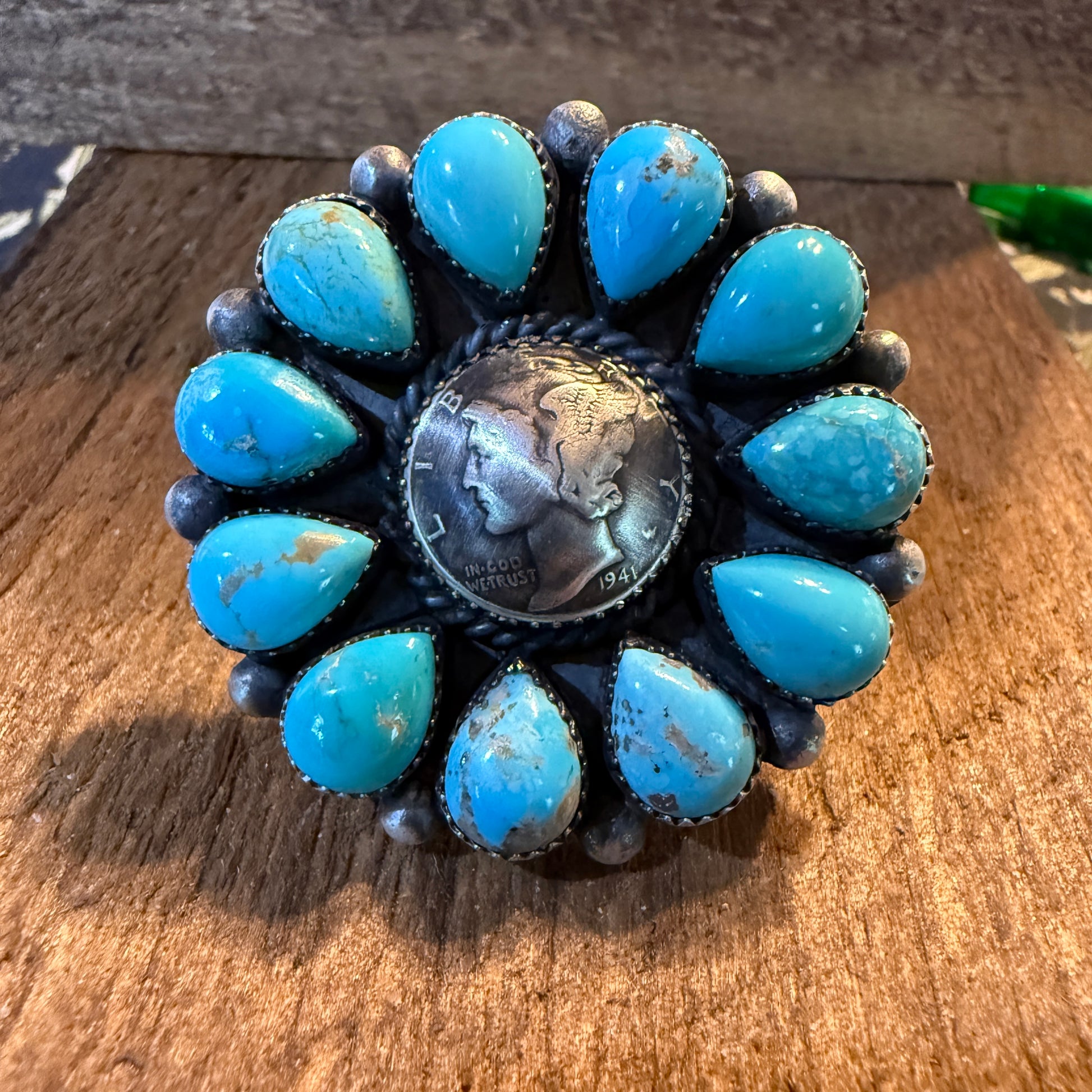 Marlene Jones Signed Navajo Handmade Coin Kingman Cluster Ring in Sterling Silver Wild West Boho