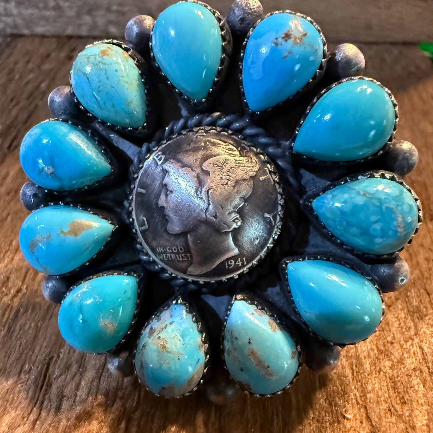 Marlene Jones Signed Navajo Handmade Coin Kingman Cluster Ring in Sterling Silver Wild West Boho