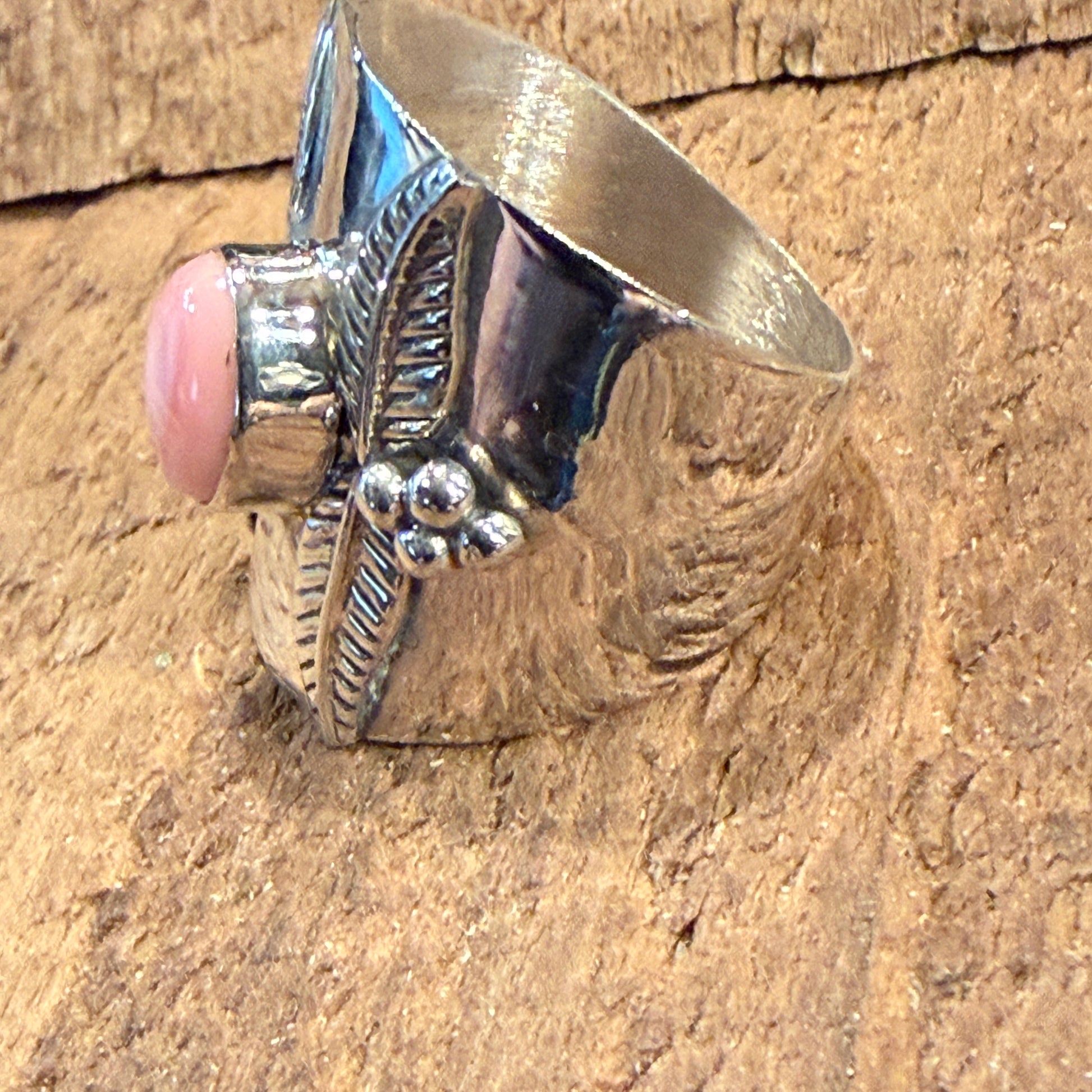 Queen Pink Conch Gemstone Wide Band Ring Size 8.5 In Sterling Silver Wild West Boho