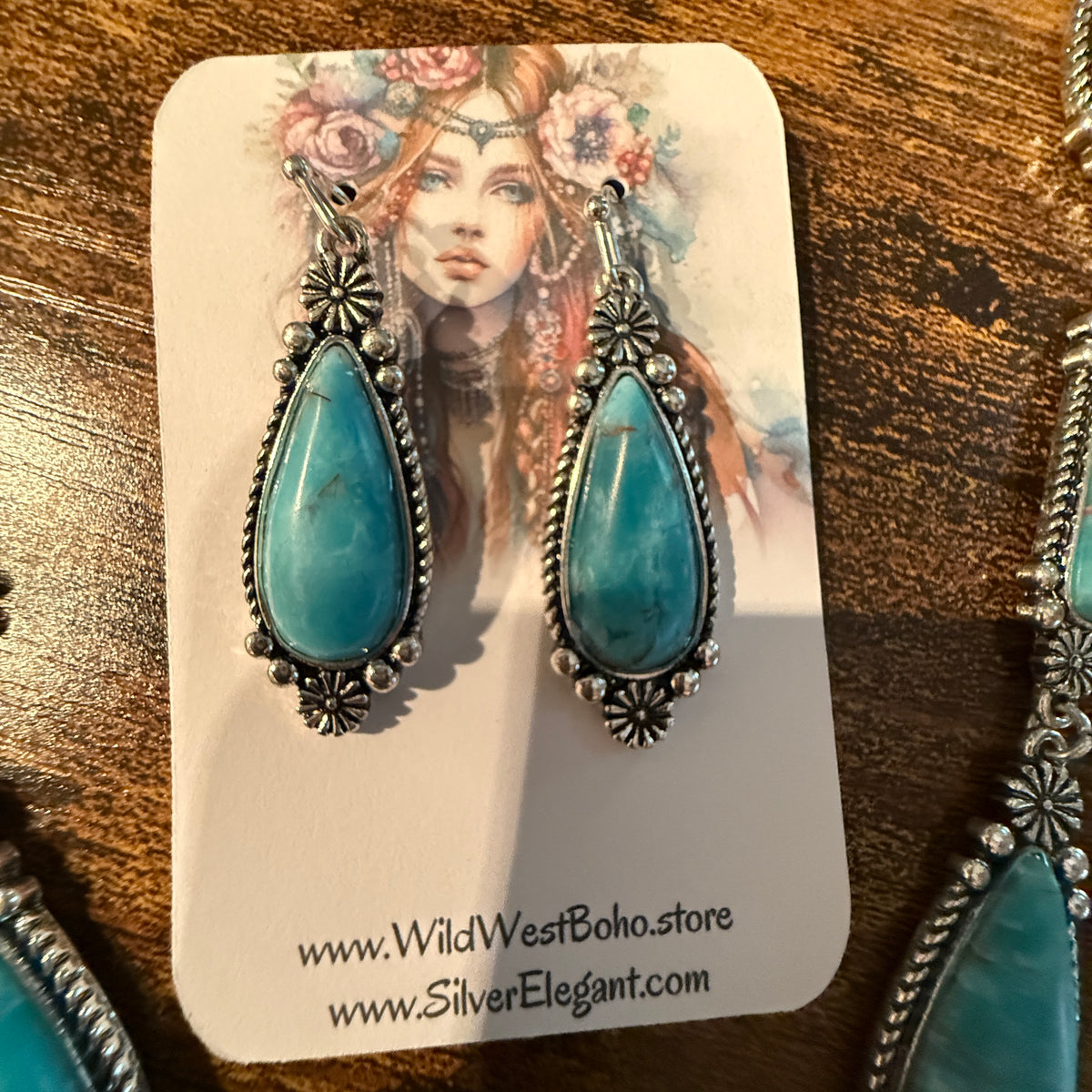 Handcrafted Turquoise Teardrop Silver Plated Lariat Necklace And Earrings Set, 30 Inches Wild West Boho