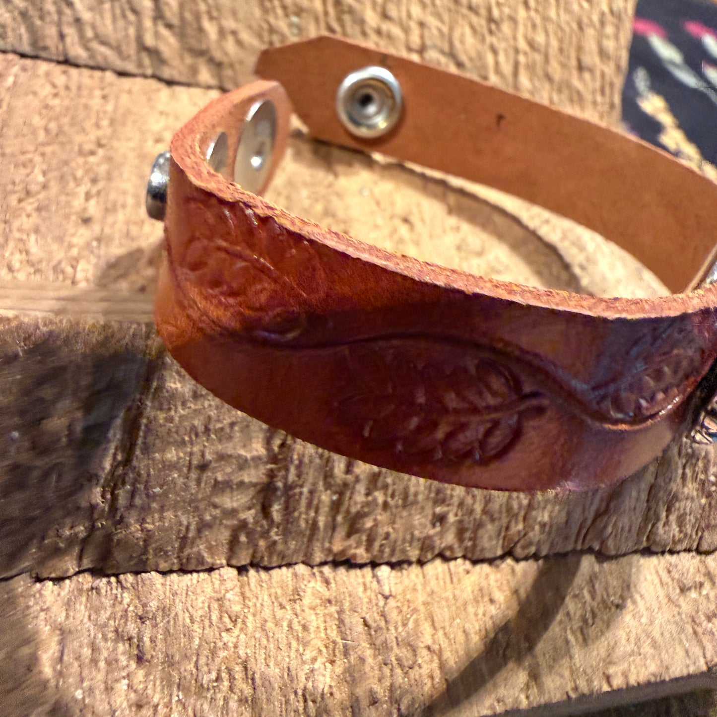 Royston Turquoise Gemstone Susanne Johnson Navajo Handmade Tooled Leather Bracelet Wild West Boho