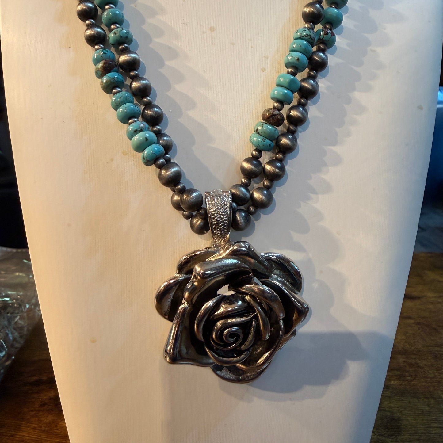 21 Inch Double Silver Desert Pearl Blue Turquoise Stone Necklace With Rose Wild West Boho