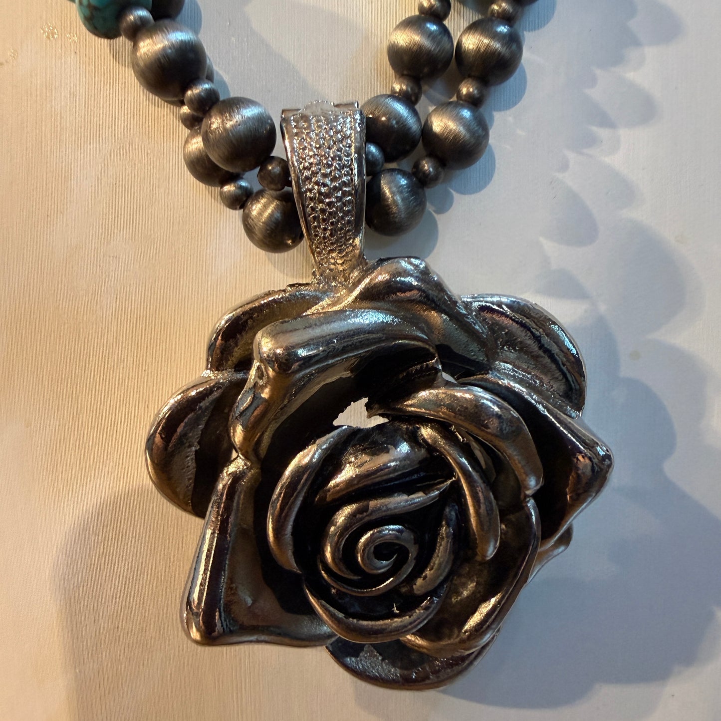 21 Inch Double Silver Desert Pearl Blue Turquoise Stone Necklace With Rose Wild West Boho