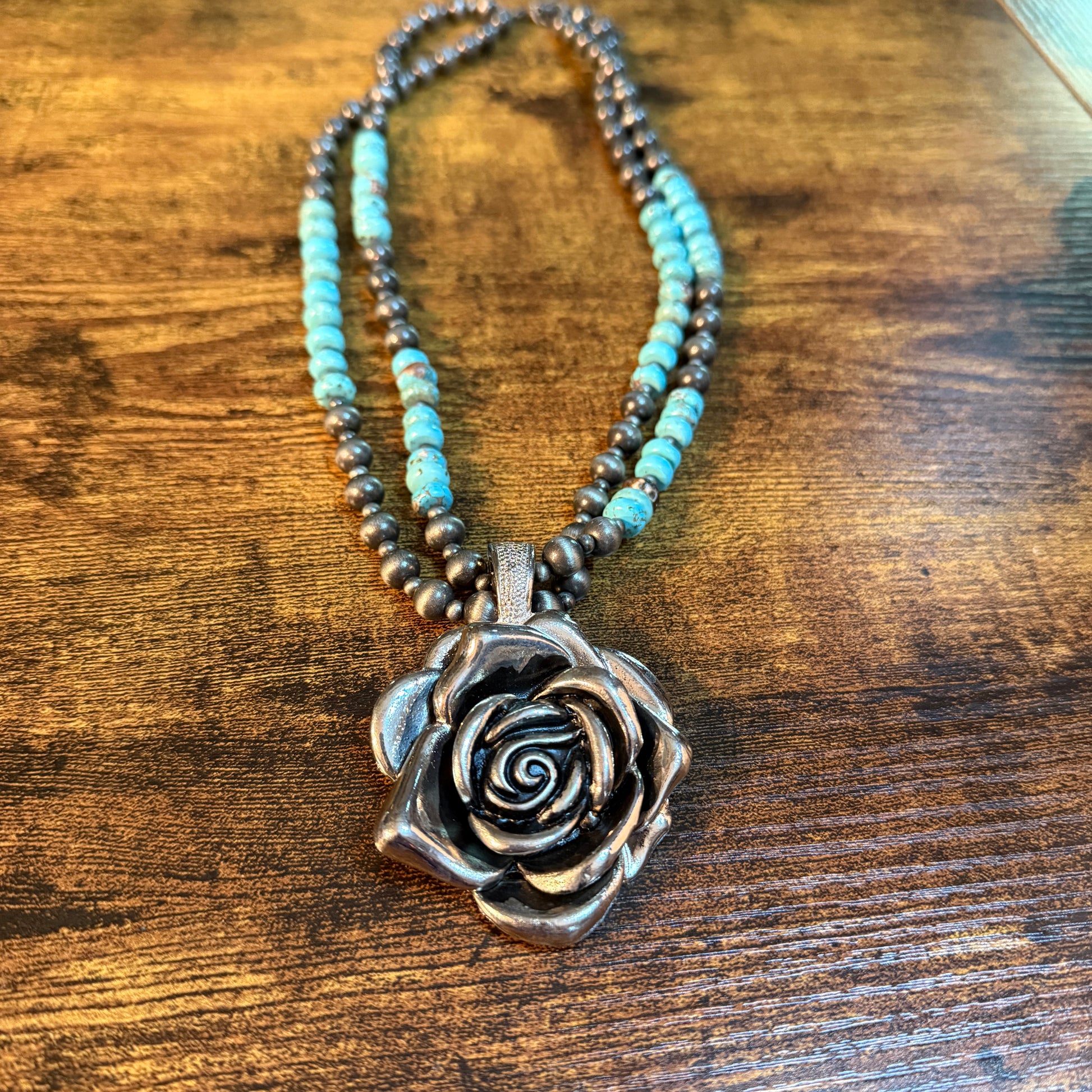 21 Inch Double Silver Desert Pearl Blue Turquoise Stone Necklace With Rose Wild West Boho
