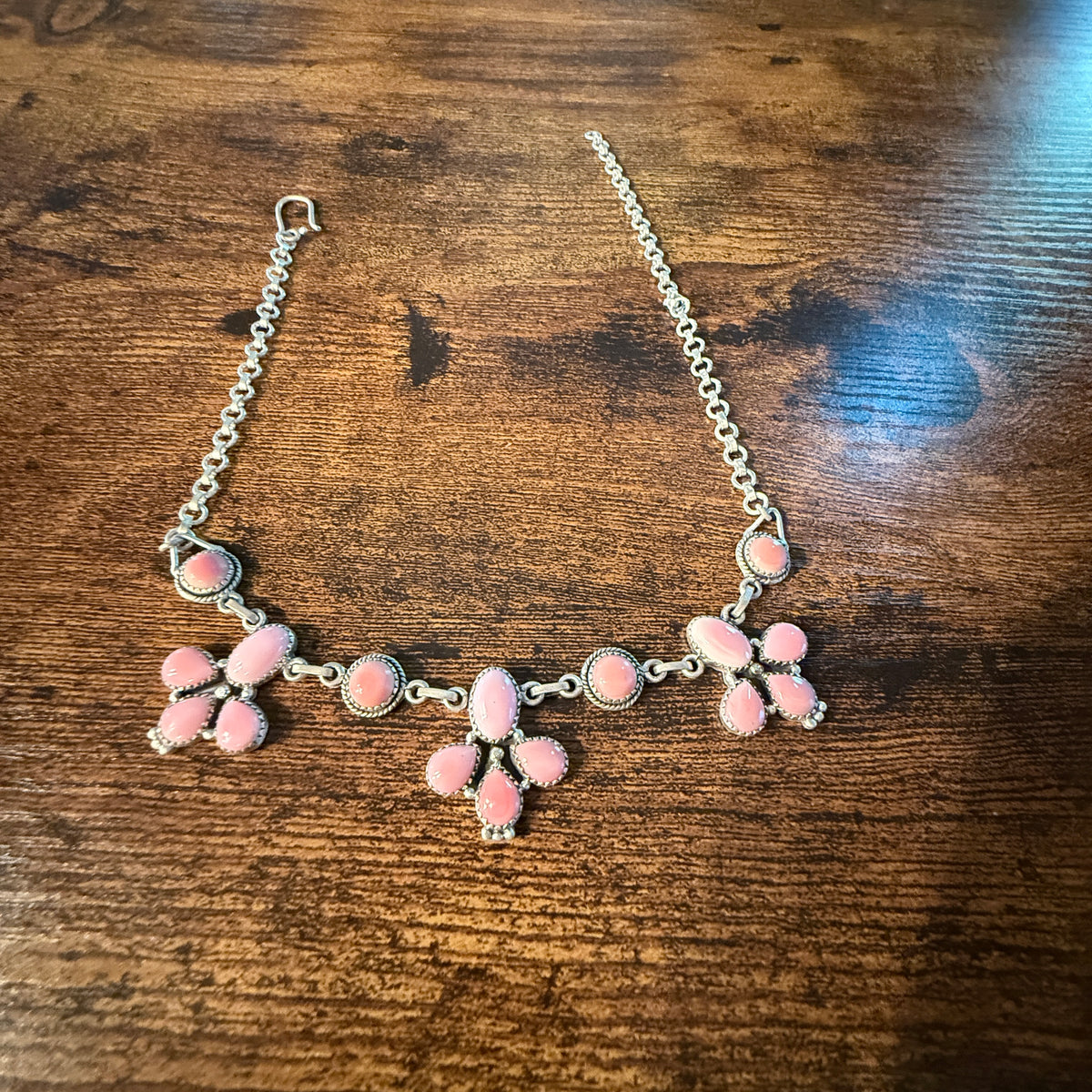 Queen Pink Conch 14 Inch Floral Choker Necklace in Sterling Silver Wild West Boho